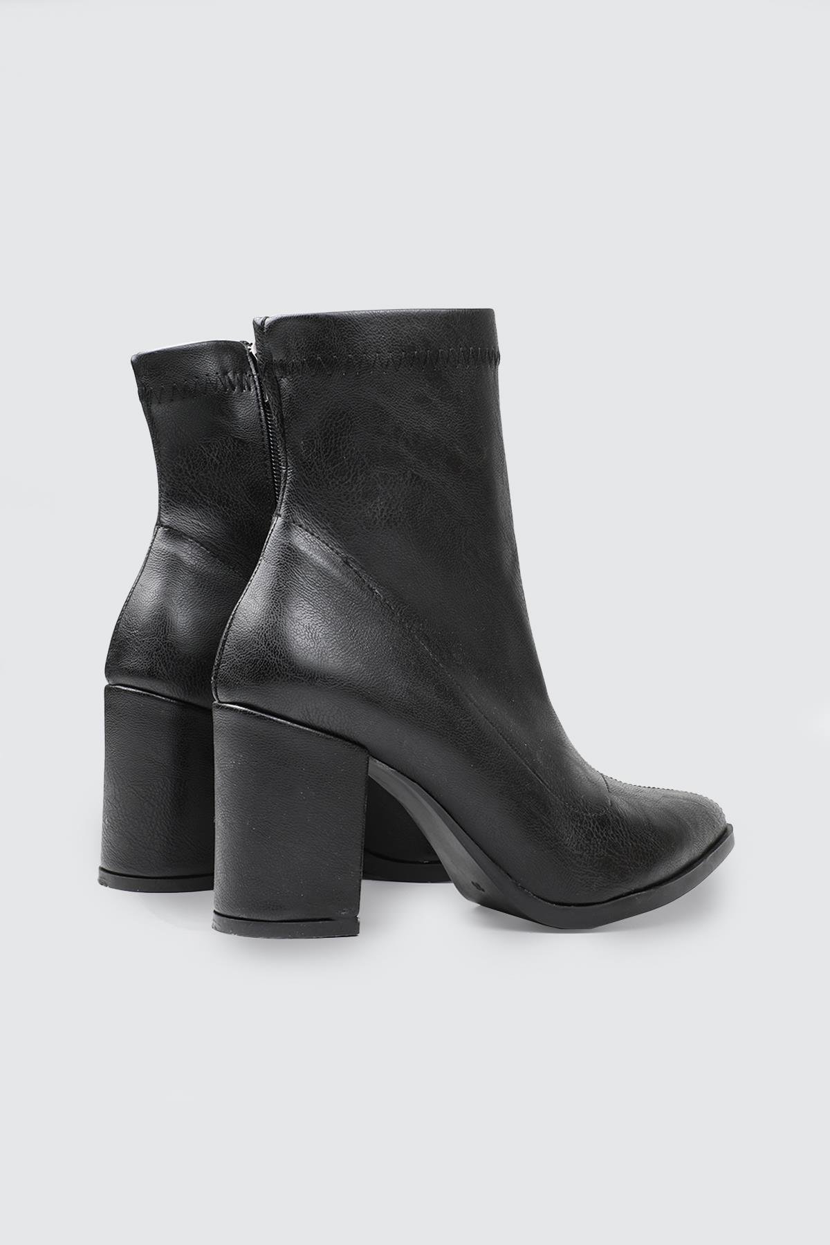 Kare Buru Fermuarlı Siyah Kadın Bot TU-201 Kadın Klasik Bot MyBella MY BELLA CB-1000 Kadın 25K