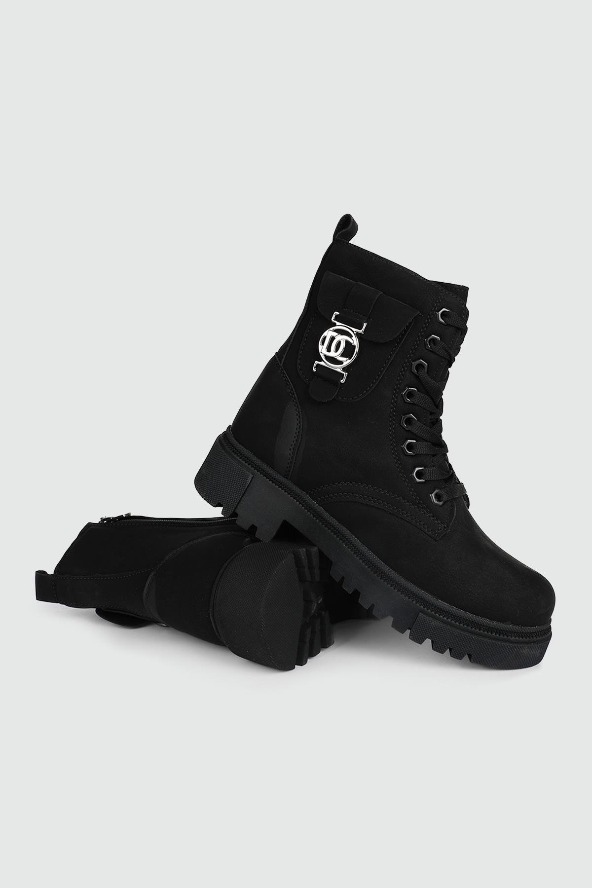 Kaymaz Taban Bağcıklı Fermuarlı Siyah Zümrüt Kadın Bot 807 Kadın Günlük Conford Bot Almera ALMERA 807 İNCE T KADIN 25K