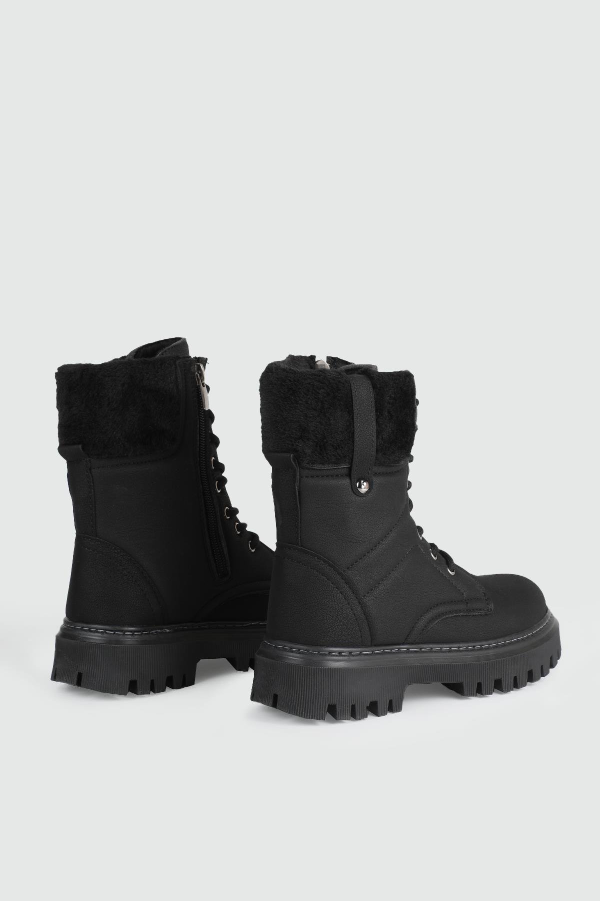 Kaymaz Taban Bağcıklı Fermuarlı Siyah Zümrüt Çocuk Bot WNT012 Çocuk bot & Çizme Wanetti Wanetti 012 FLT 24K