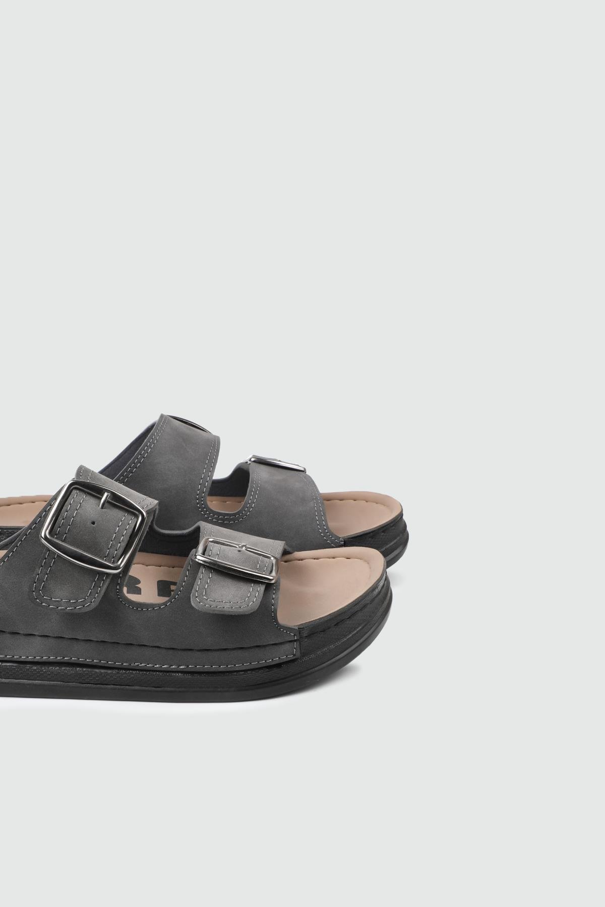 Kemer Detaylı Füme Nubuk Erkek Terlik 6005 Erkek Terlik Serra SERRA 25Y-6005 MER TERLİK CIRT