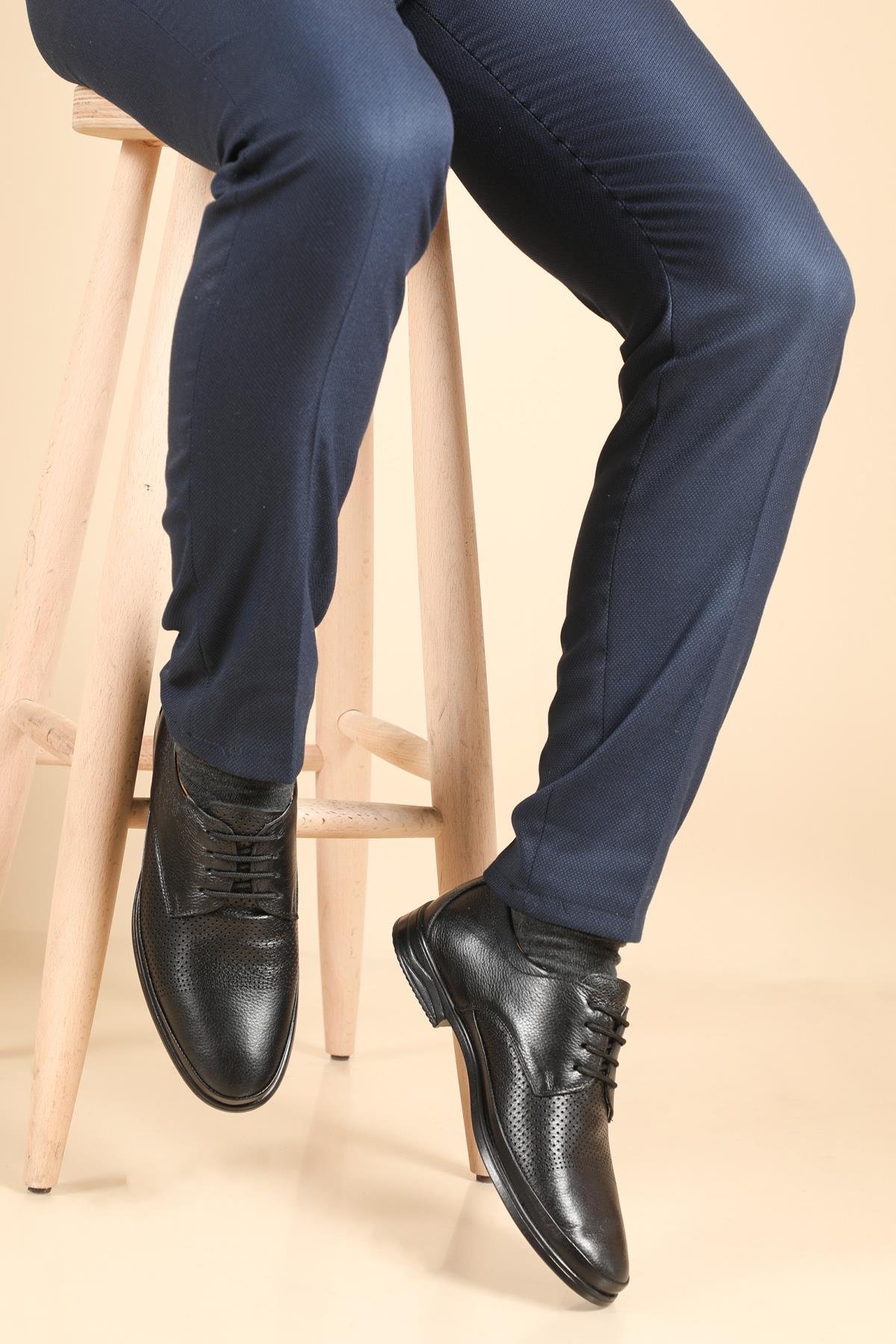 Klasik Deri Sıyah Erkek Ayakkabı N933 Erkek Klasik Ayakkabı Wow Plus WOW PLUS N933 MER POLİ AYAK