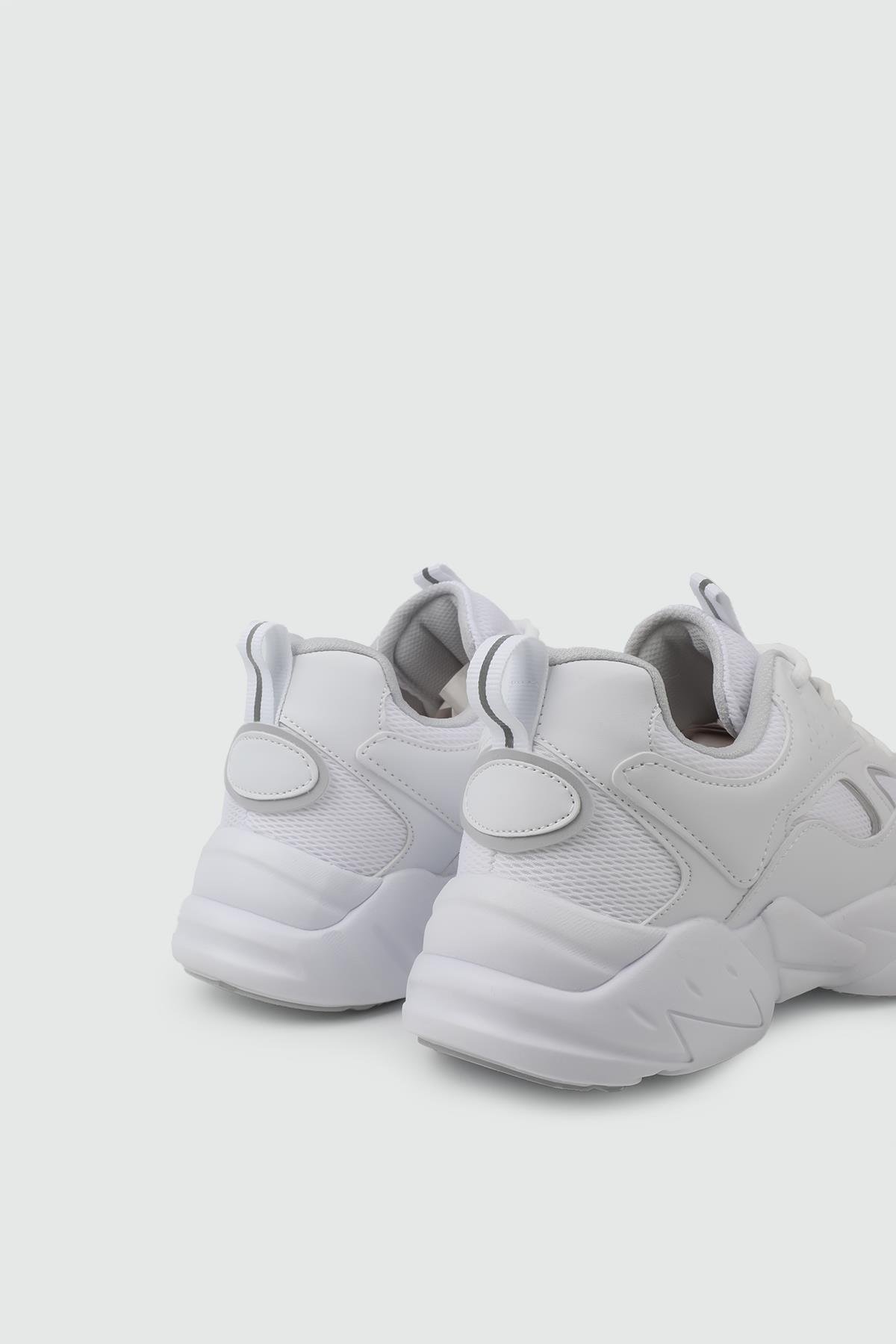 Nefes Alır Fileli Bağcıklı Beyaz Buz Kadın Spor Ayakkabı LAMBIRLENT 2107 Kadın Günlük Spor Ayakkabı Lambırlent LAMBIRLENT 2107 Kadın 25Y
