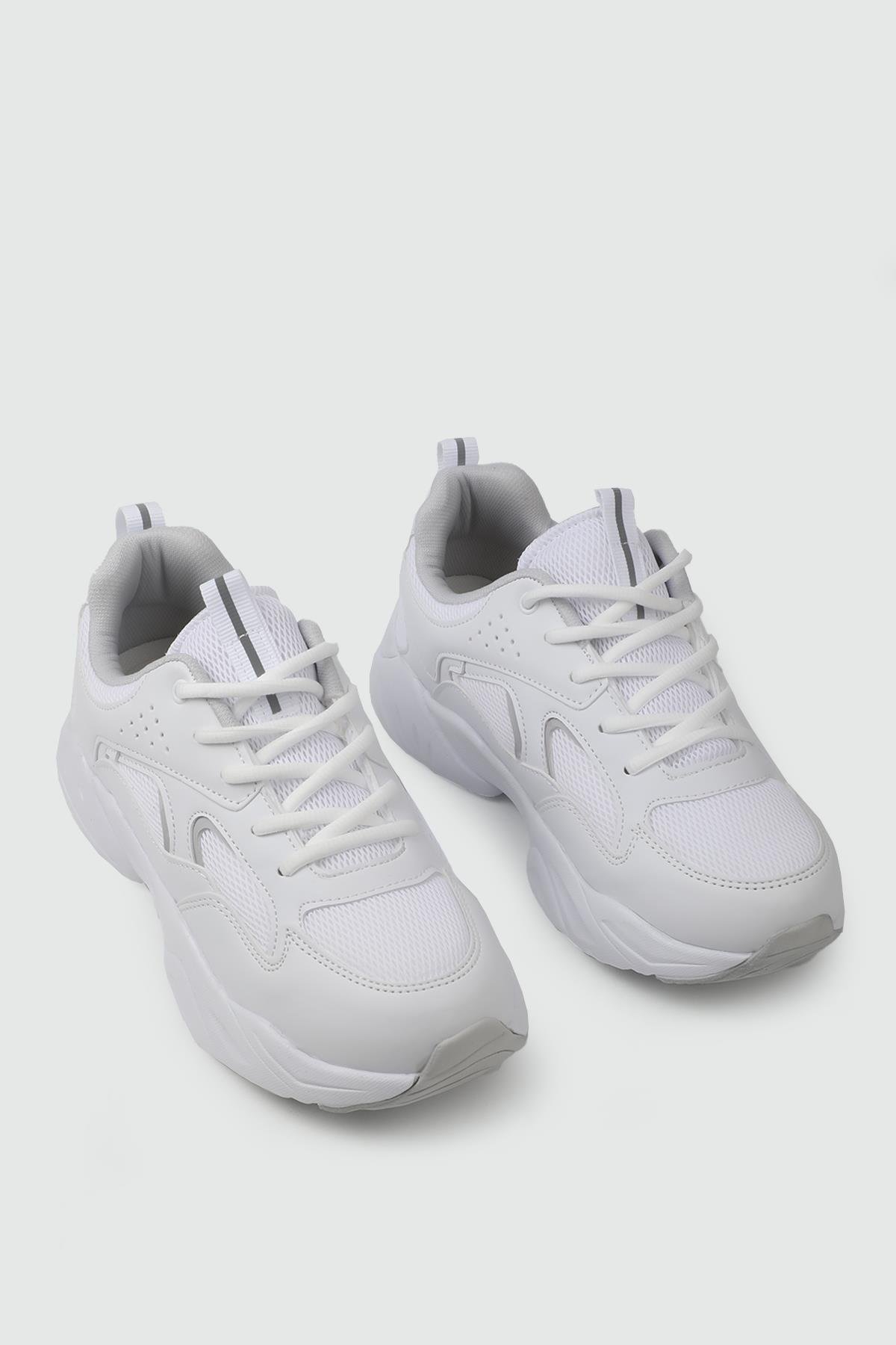 Nefes Alır Fileli Bağcıklı Beyaz Buz Kadın Spor Ayakkabı LAMBIRLENT 2107 Kadın Günlük Spor Ayakkabı Lambırlent LAMBIRLENT 2107 Kadın 25Y