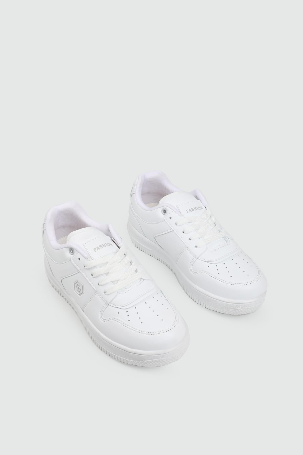Nefes Alır Fileli Bağcıklı Beyaz Kadın Spor Ayakkabı 2100 Kadın Sneaker Lambırlent LAMBIRLENT 2100 ZEN SPOR