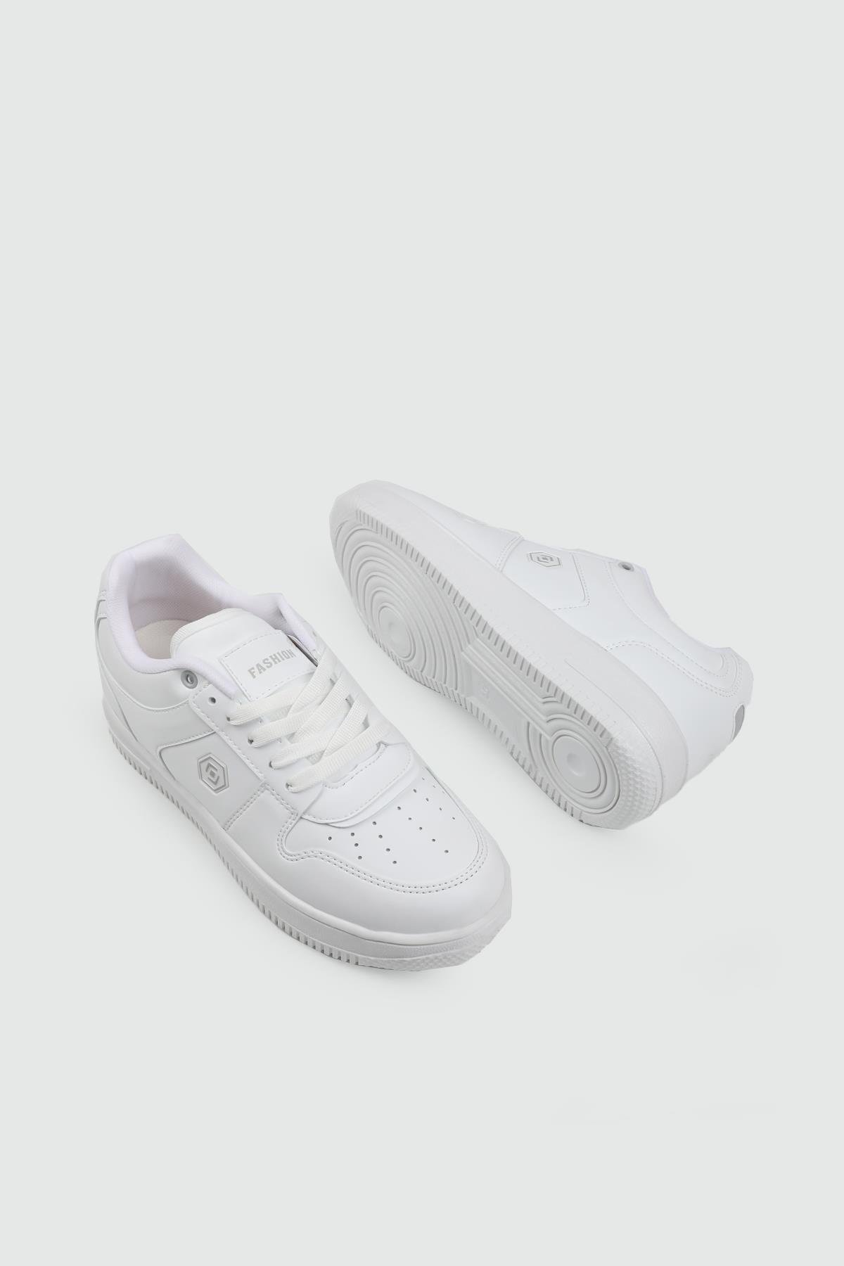 Nefes Alır Fileli Bağcıklı Beyaz Kadın Spor Ayakkabı 2100 Kadın Sneaker Lambırlent LAMBIRLENT 2100 ZEN SPOR