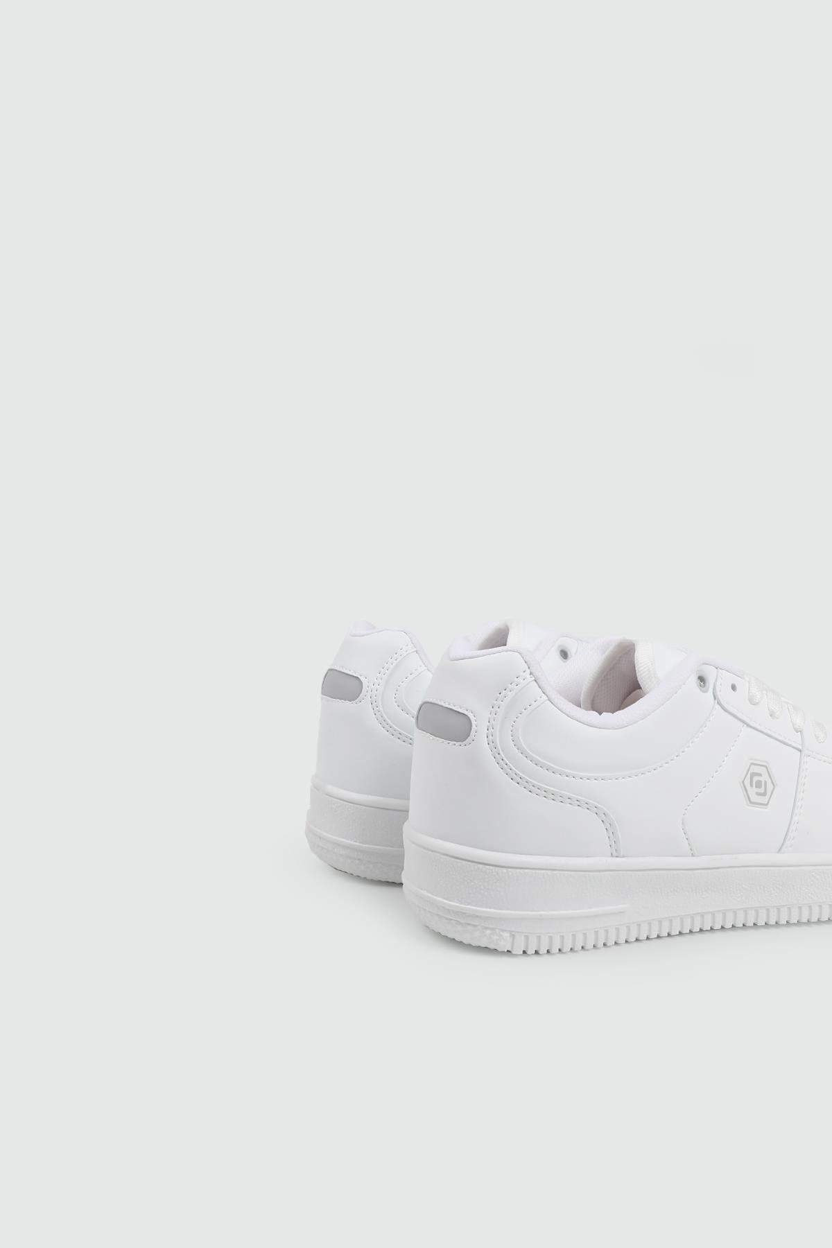 Nefes Alır Fileli Bağcıklı Beyaz Kadın Spor Ayakkabı 2100 Kadın Sneaker Lambırlent LAMBIRLENT 2100 ZEN SPOR