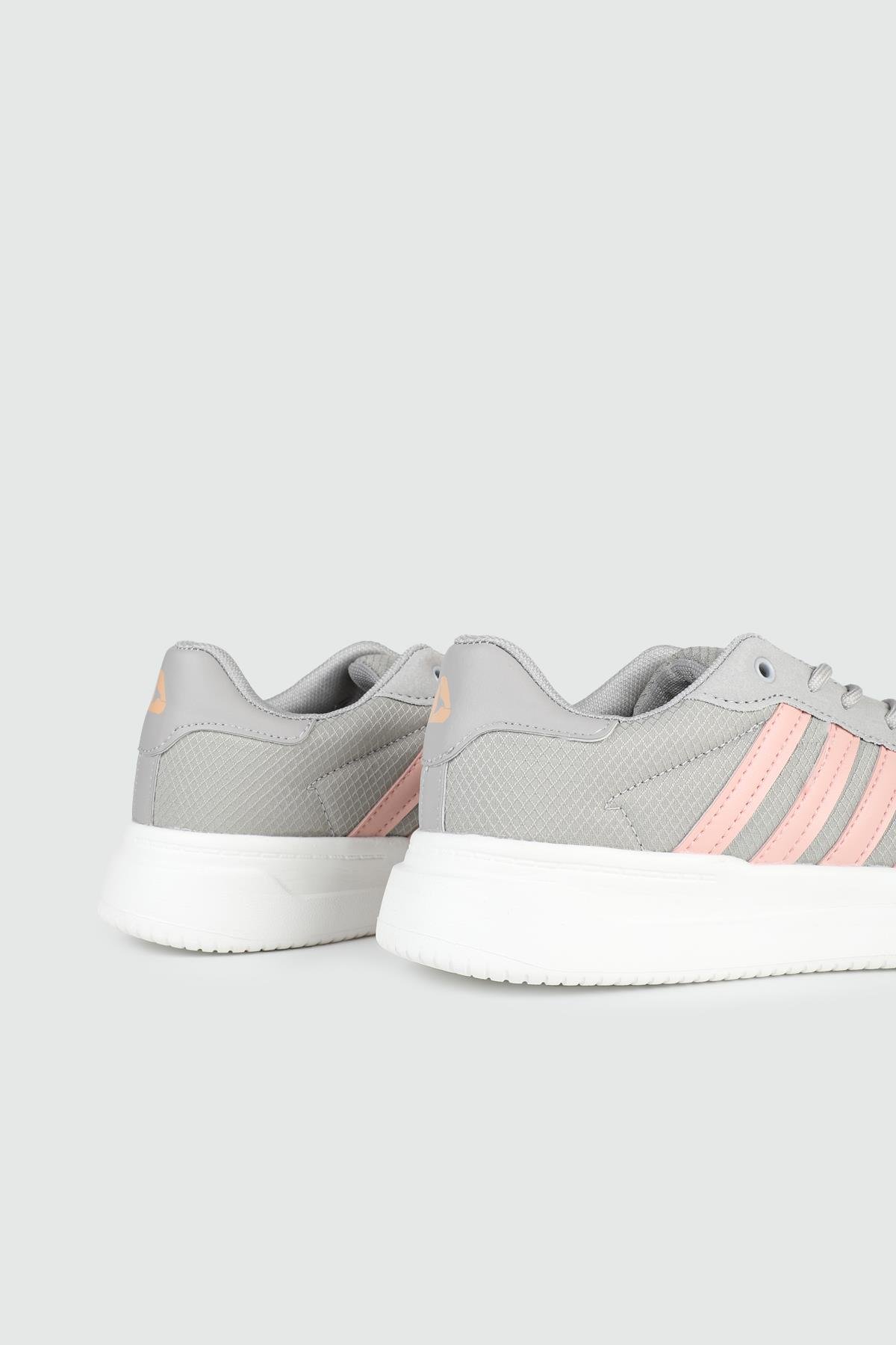 Nefes Alır Fileli Bağcıklı Gri Unisex Spor Ayakkabı 2202 Unisex Sneaker Letoon LETOON 2202 UNİSEX SPOR