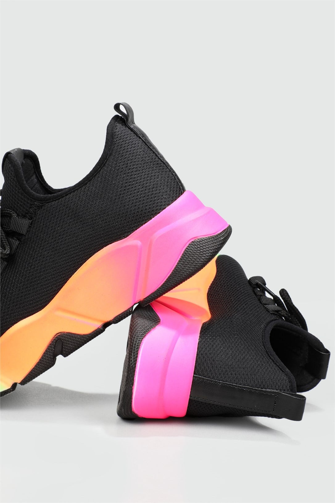 Nefes Alır Kalın Taban Bağcıklı Siyah Multi Kadın Spor Ayakkabı RSL-400 Kadın Sneaker Beınsteps Beinsteps RSL-400 22Y