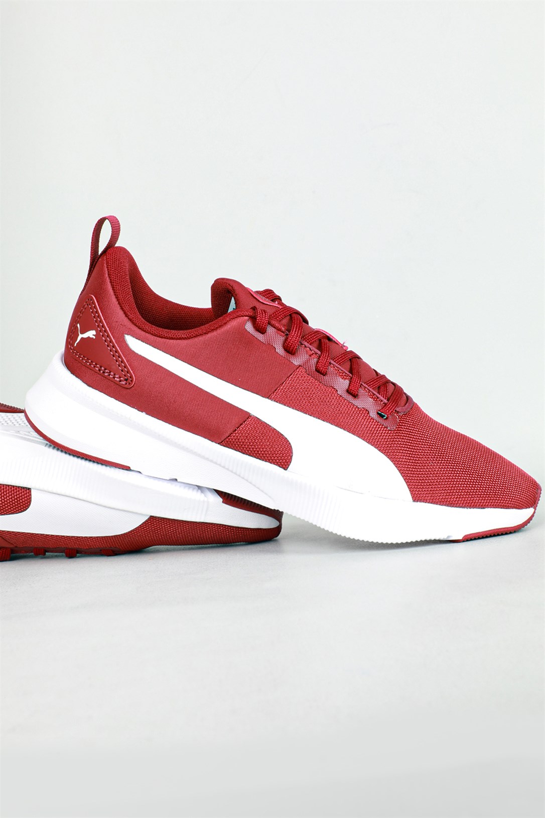 Nefes Alır Rahat Bordo Beyaz Unisex Spor Ayakkabı 195343-08 Unisex Koşu / Yürüyüş Puma PUMA 195343-08 FLYER UNİSEX