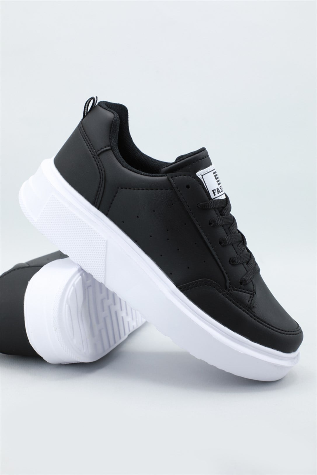 Nefes Alır Rahat Siyah Beyaz Kadın Spor Ayakkabı 148 Kadın Günlük Spor Ayakkabı Dark Step DARKSTEP 148 ZEN Anorak Spor