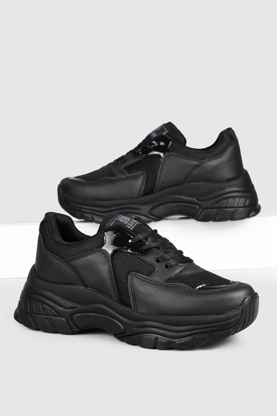 Nefes Alır Rahat Siyah Kadın Spor Ayakkabı 140 Kadın Günlük Spor Ayakkabı Dark Step DARKSTEP 140 ZEN SPOR AYAK