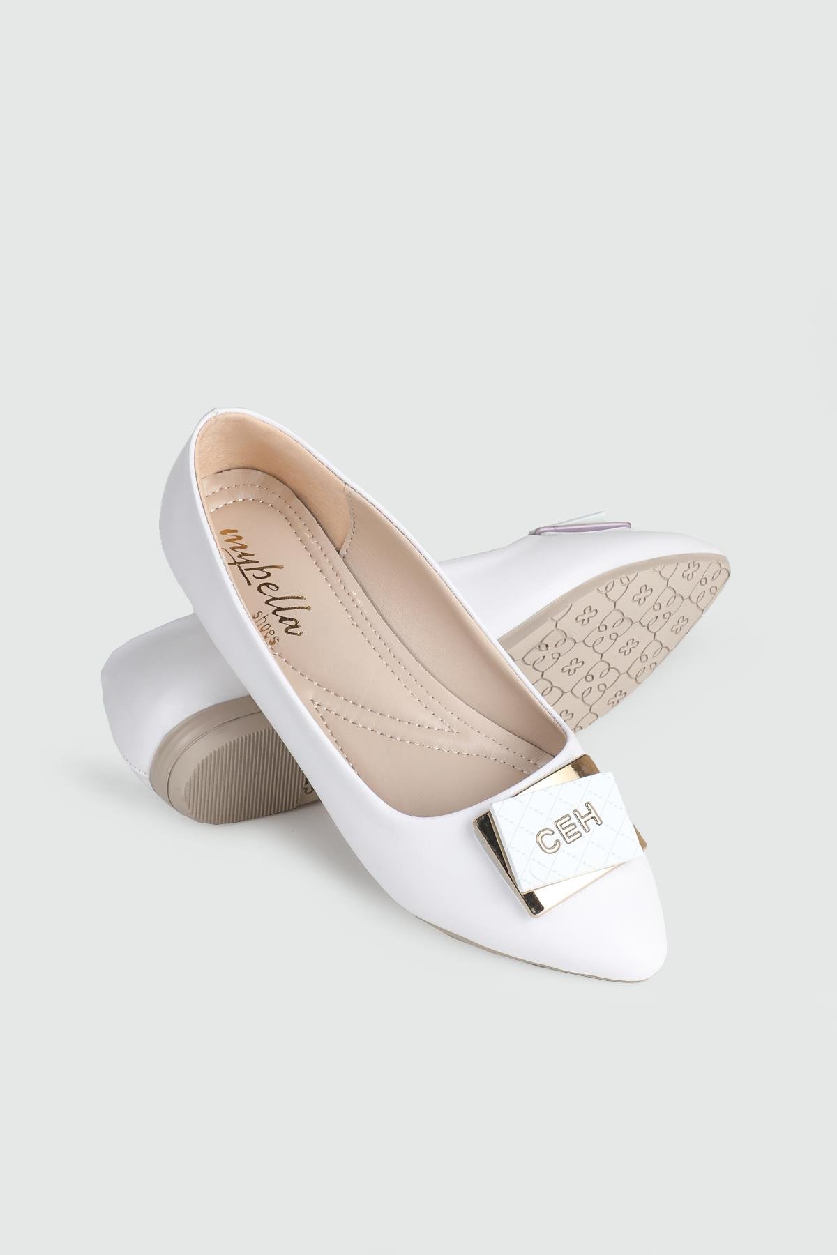 Önden Tokalı Günlük Beyaz Kadın Babet ŞM-1052 Kadın Babet Carla Bella My Bella 25Y ŞM-1052 Tokalı