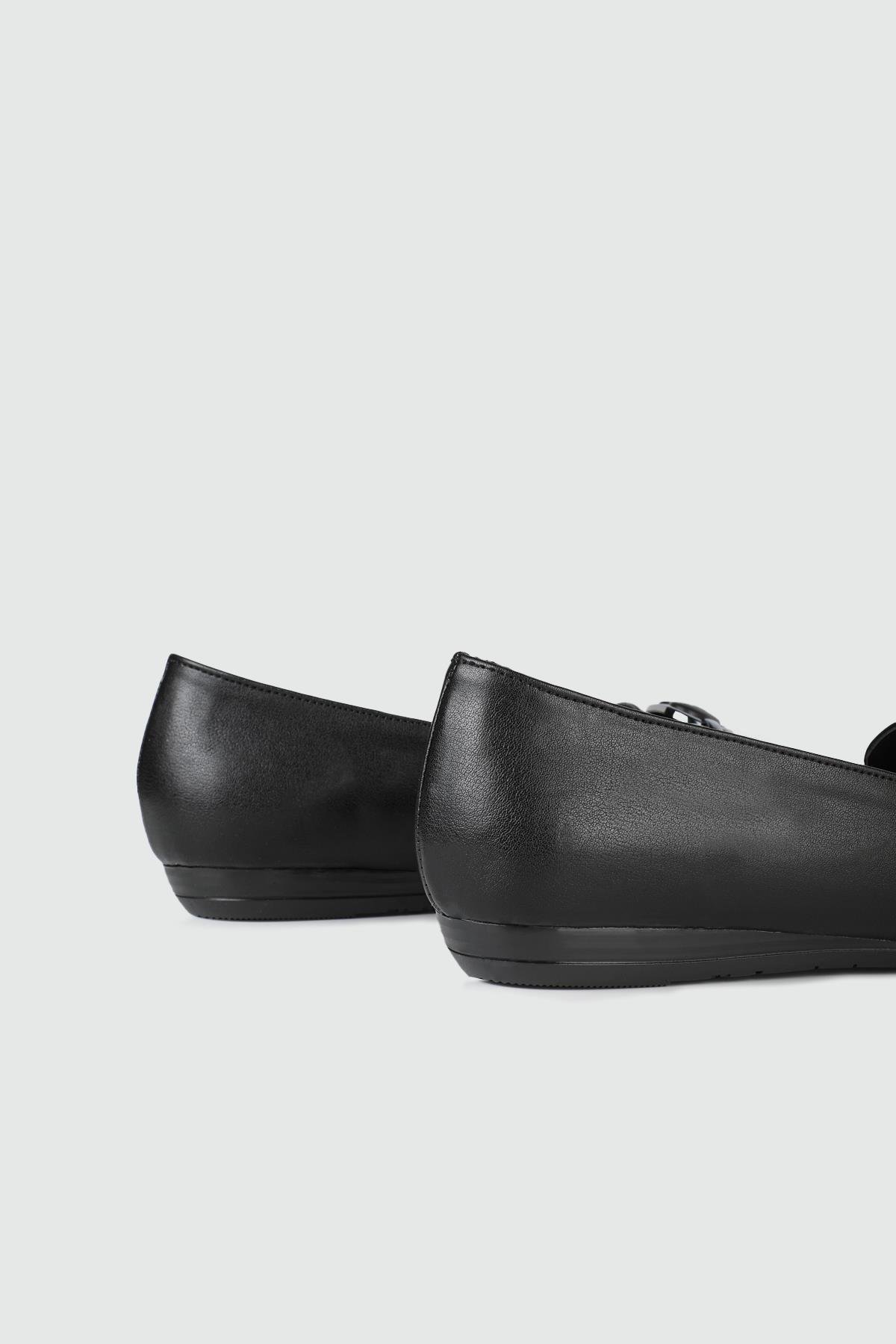 Önden Tokalı Günlük Siyah Kadın Babet ŞM-2002 Kadın Babet Carla Bella My Bella ŞM-2002 Kadın 25Y