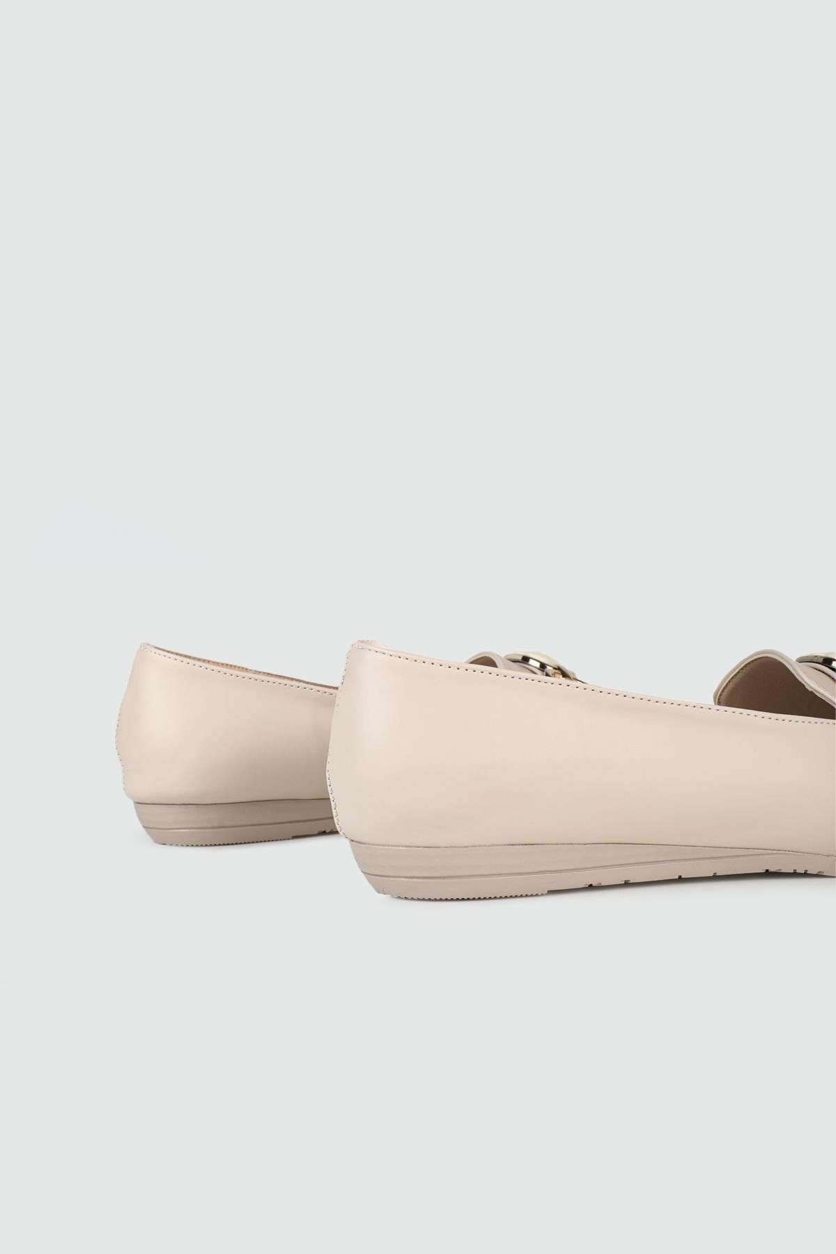 Önden Tokalı Günlük Ten Kadın Babet ŞM-2002 Kadın Babet Carla Bella My Bella ŞM-2002 Kadın 25Y