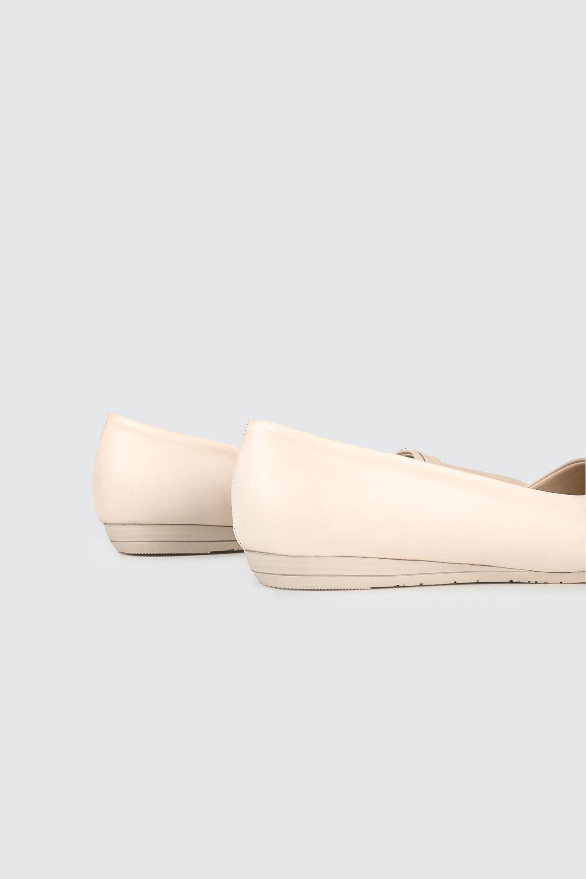 Önden Tokalı Günlük Ten Kadın Babet ŞM-1005 Kadın Babet Carla Bella My Bella ŞM-1005 Kadın 25Y