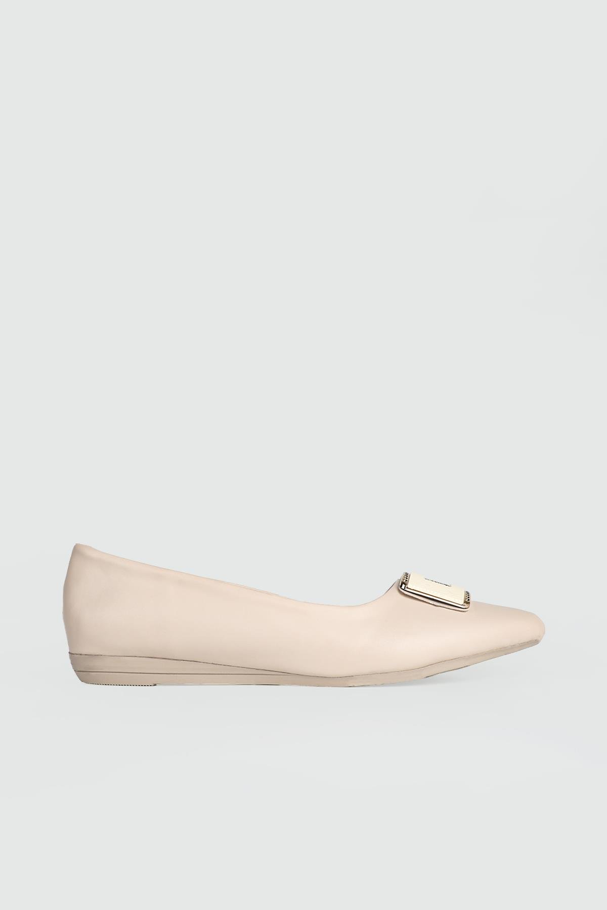 Önden Tokalı Günlük Ten Kadın Babet ŞM-1025 Kadın Babet Carla Bella My Bella 25Y ŞM-1025 V Tokalı