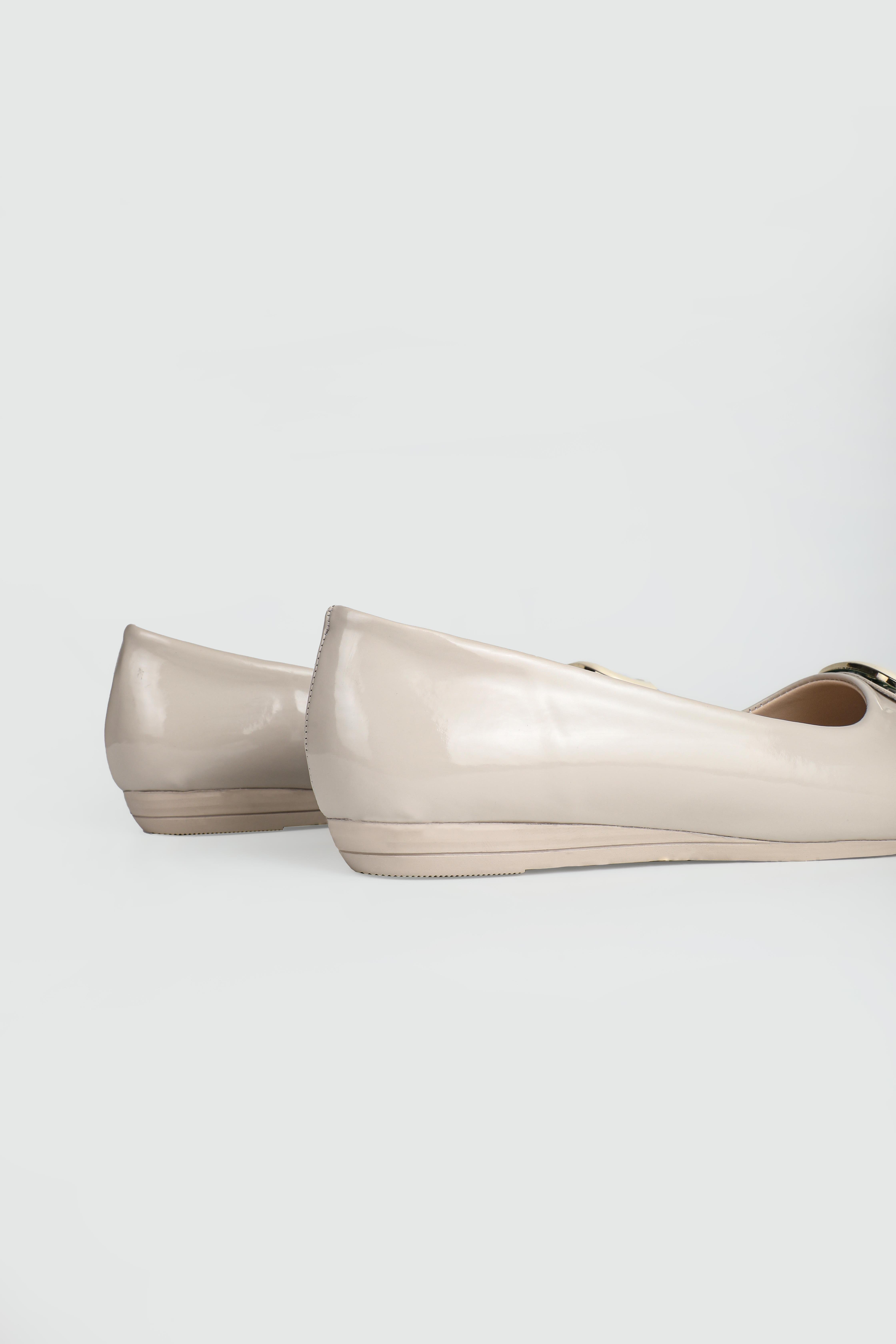 Önden Tokalı Günlük Ten Rugan Kadın Babet ŞM-1045 Kadın Babet Carla Bella My Bella 25Y ŞM-1045 Tokalı