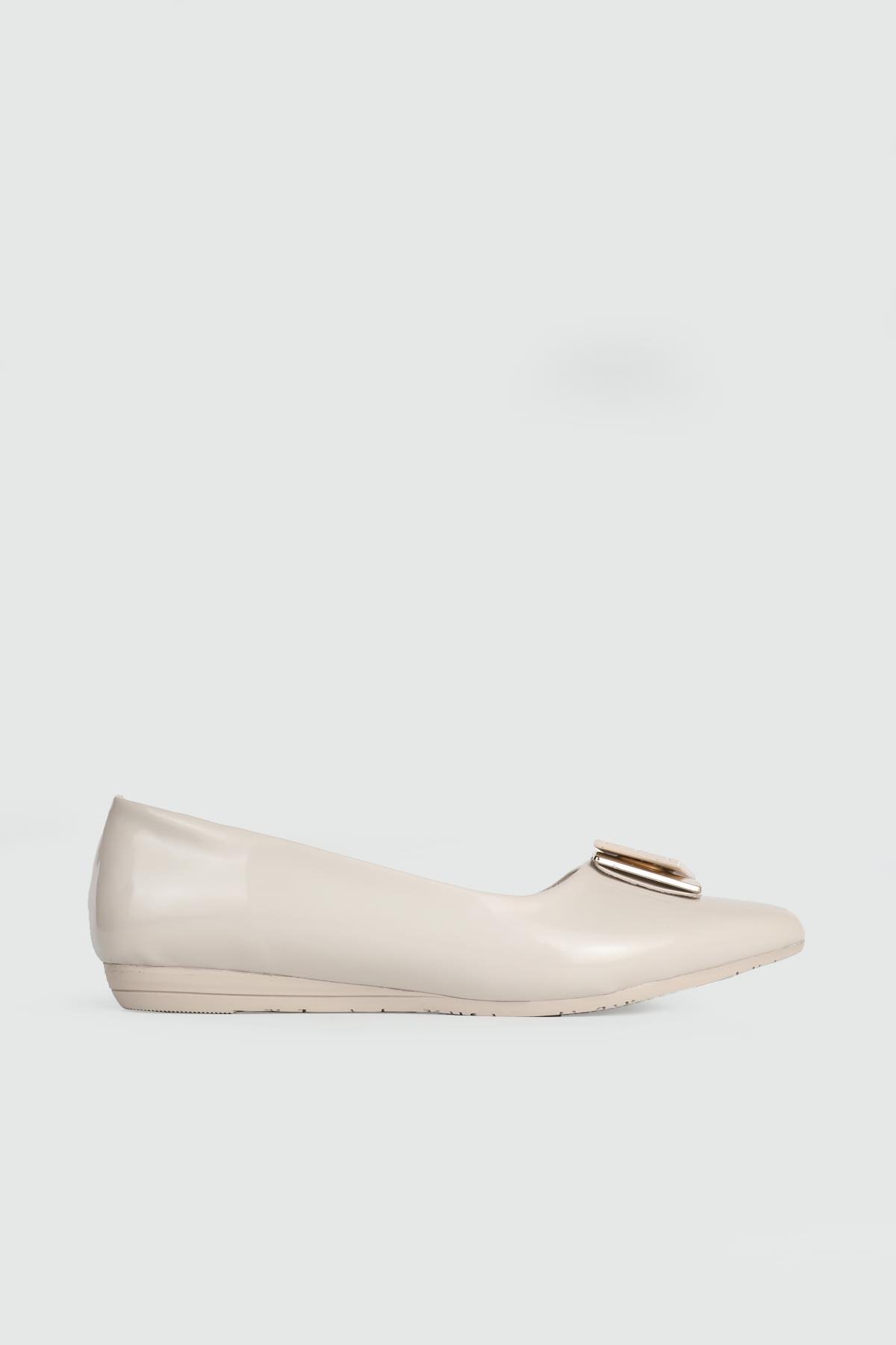 Önden Tokalı Günlük Ten Rugan Kadın Babet ŞM-1052 Kadın Babet Carla Bella My Bella 25Y ŞM-1052 Tokalı