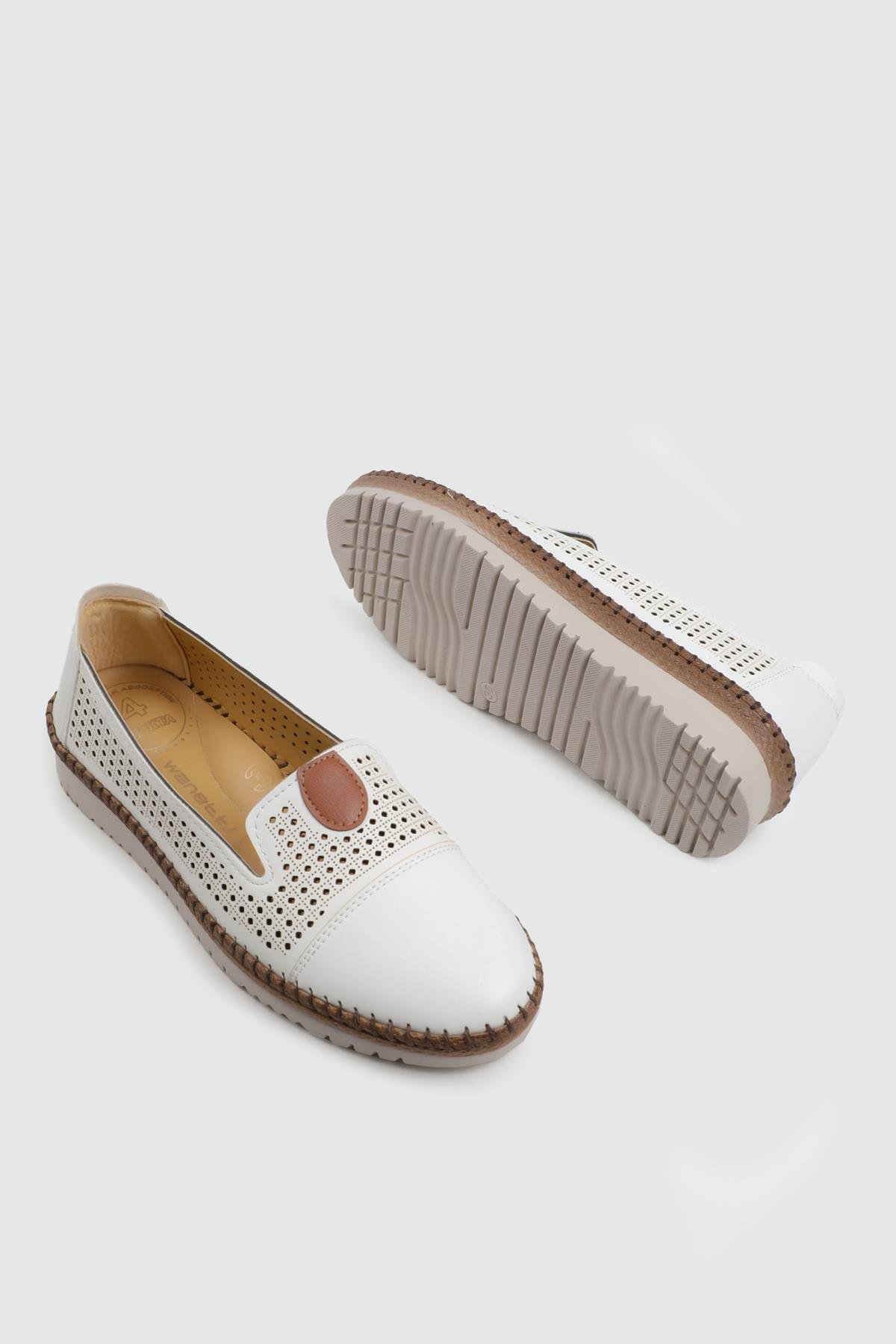 Ortapedik Taban Günlük Rahat Beyaz Cilt Zımbalı Kadın Günlük Kadın Günlük Ayakkabı Wanetti Wanetti 25-507 HCB Kadın 25Y