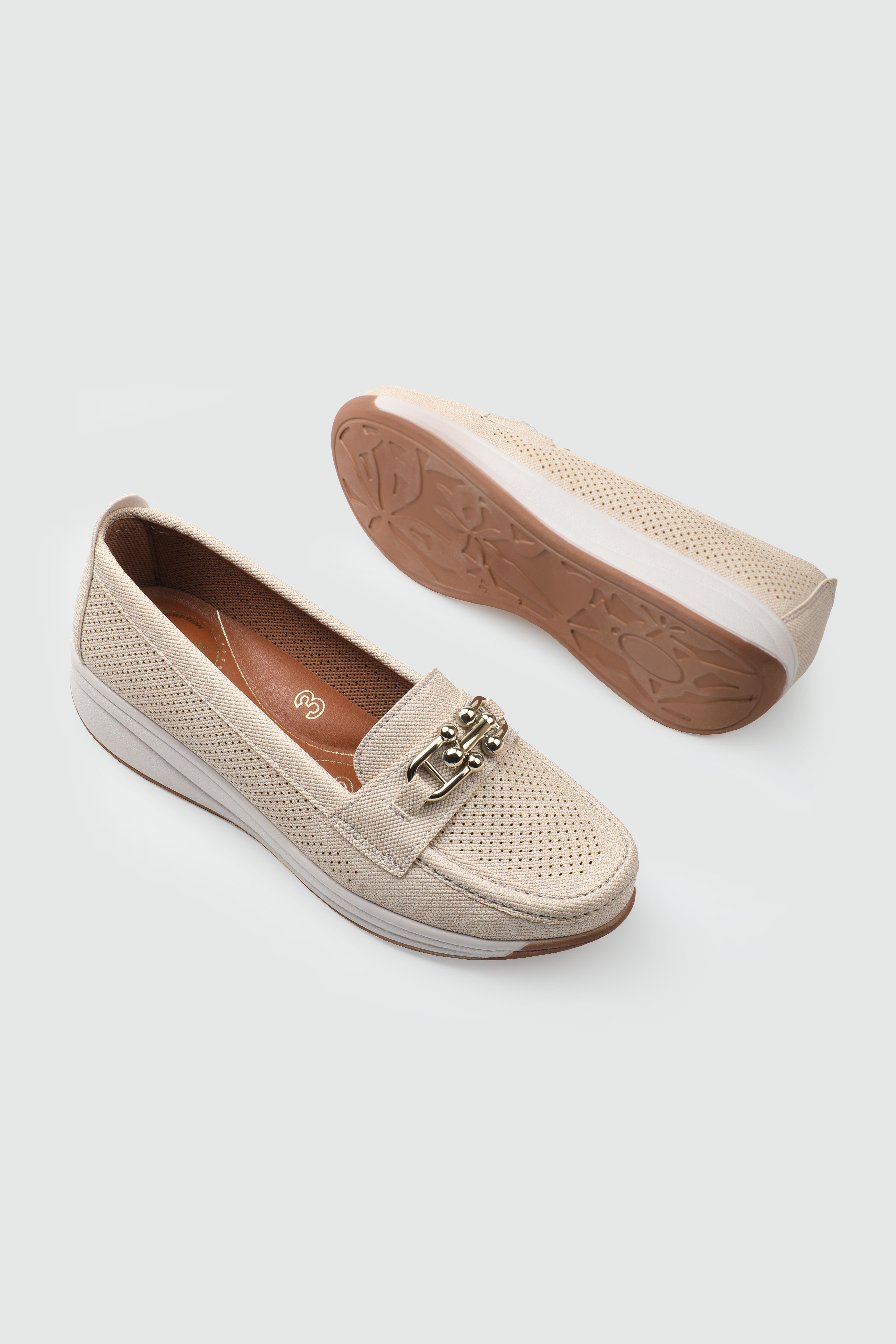 Ortapedik Taban Günlük Rahat Krem Kot Zımbalı Kadın Ayakkabı WANETTİ 25-267 Kadın Günlük Ayakkabı Wanetti Wanetti 25-267 Kadın 25Y