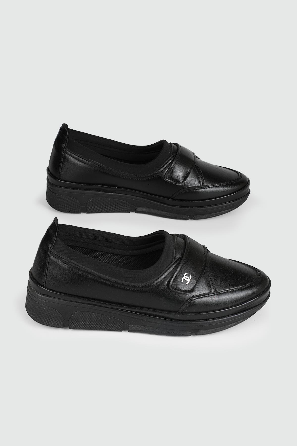 Ortapedik Taban Günlük Rahat Siyah Kadın Ayakkabı WNT24-143 Kadın Günlük Ayakkabı Wanetti Wanetti 24-143 ATM Kadın 24Y