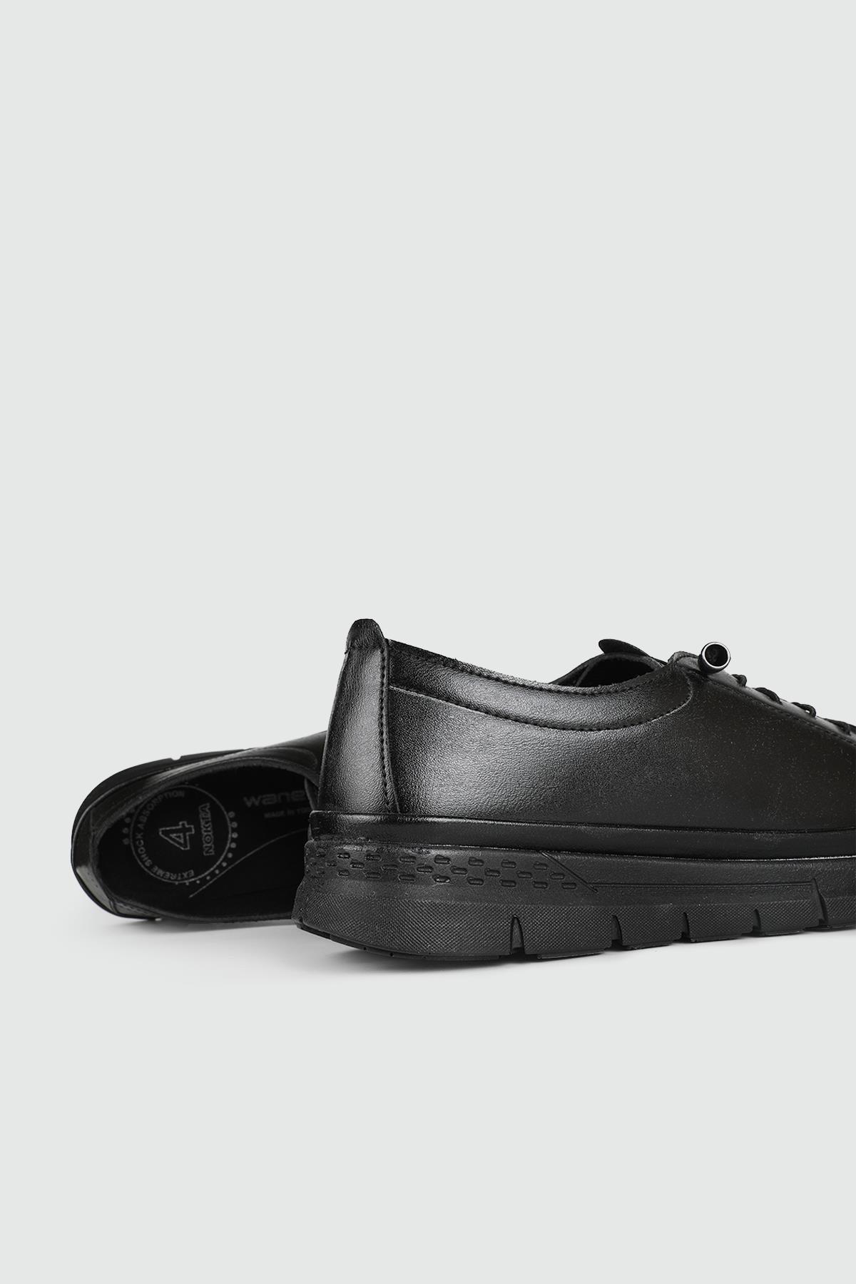 Ortapedik Taban Günlük Rahat Siyah Kadın Ayakkabı 24-187 Kadın Günlük Ayakkabı Wanetti Wanetti 24-187 Kadın 24K