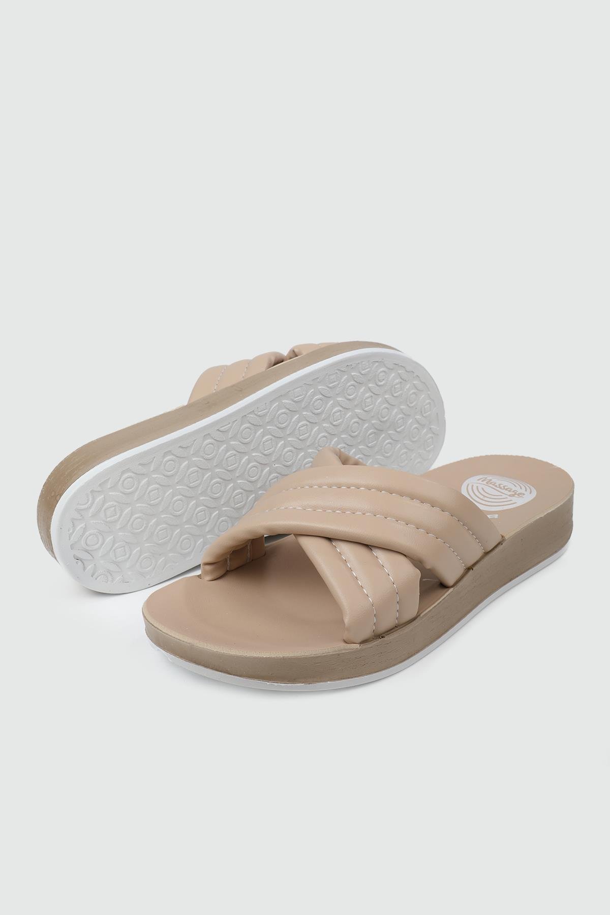Ortopedik Taban Deri Günlük Bej Kadın Terlik GEZER 14986 Kadın Günlük Terlik Gezer GEZER 14986 ZEN TERLİK