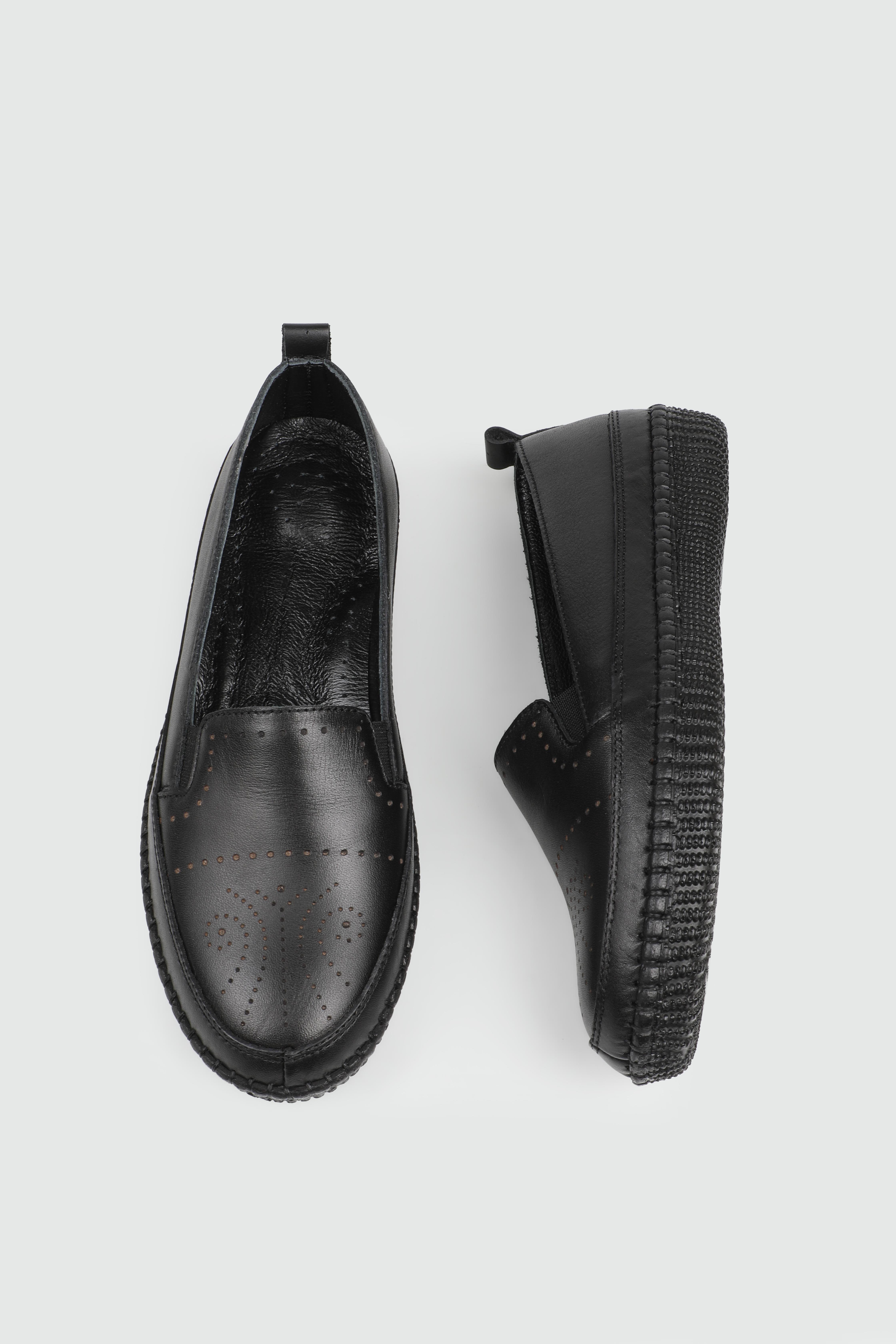 Ortopedik Taban Deri Günlük Siyah Kadın Ayakkabı FRD-7007 Kadın Rahat / Confort Anatomik Carla Bella CİTYZEN FRD-7007 Kadın 25Y