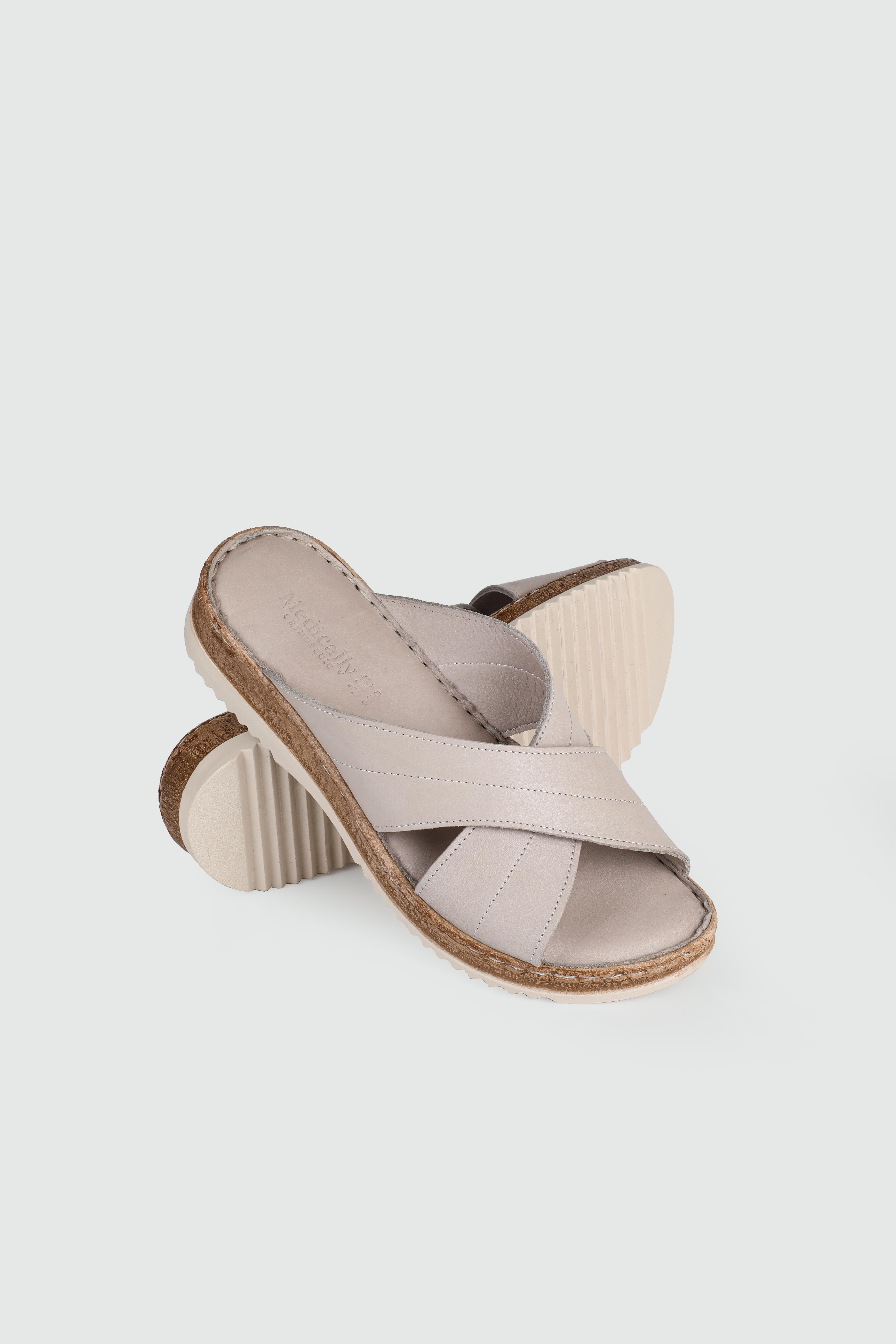 Ortopedik Taban Rahat Cırtlı Gri Kadın Terlik 25-D055 Kadın Günlük Terlik Carla Bella My Bella 25-D055 Kadın 25Y