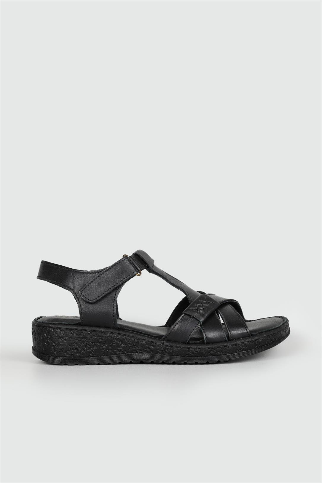 Ortopedik Taban Rahat Cırtlı Siyah Kadın Sandalet 23-D011 Kadın Düz Sandalet Carla Bella My Bella 23-D011 Deri Sandalet