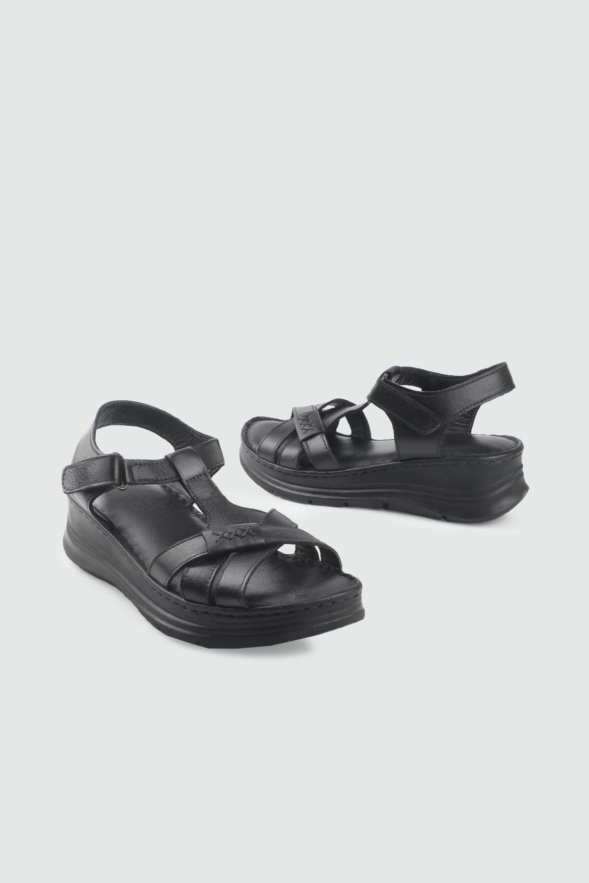 Ortopedik Taban Rahat Cırtlı Siyah Kadın Sandalet My Bella TVL-011 Kadın Düz Sandalet MY BELLA My Bella TVL-011 Kadın 26Y