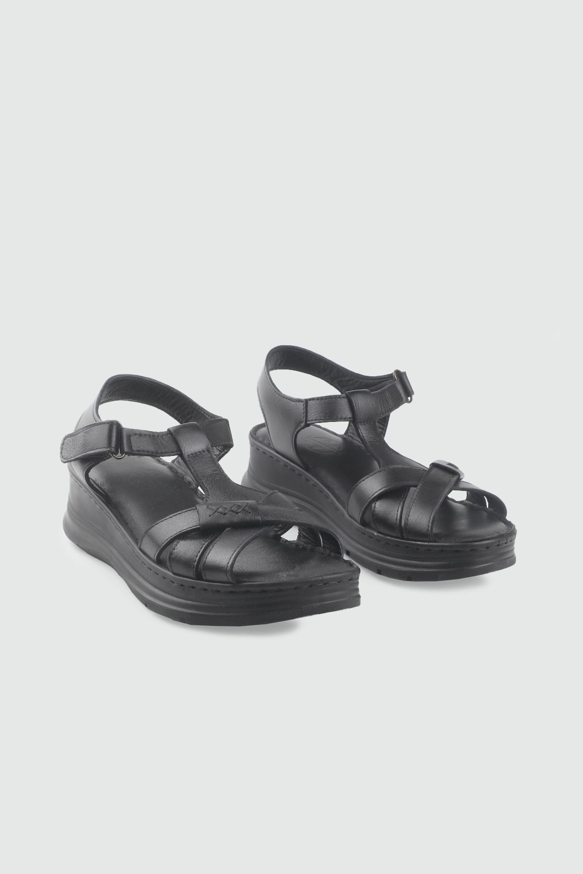 Ortopedik Taban Rahat Cırtlı Siyah Kadın Sandalet My Bella TVL-011 Kadın Düz Sandalet MY BELLA My Bella TVL-011 Kadın 26Y