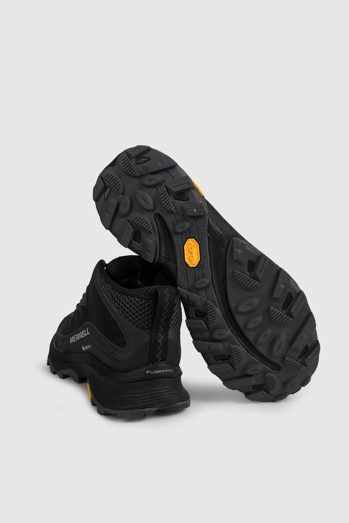 Outdoor Su Geçirmez BLACK/ASPHALT Erkek Spor Ayakkabı J067075 Erkek Günlük Spor Ayakkabı MERRELL J067075