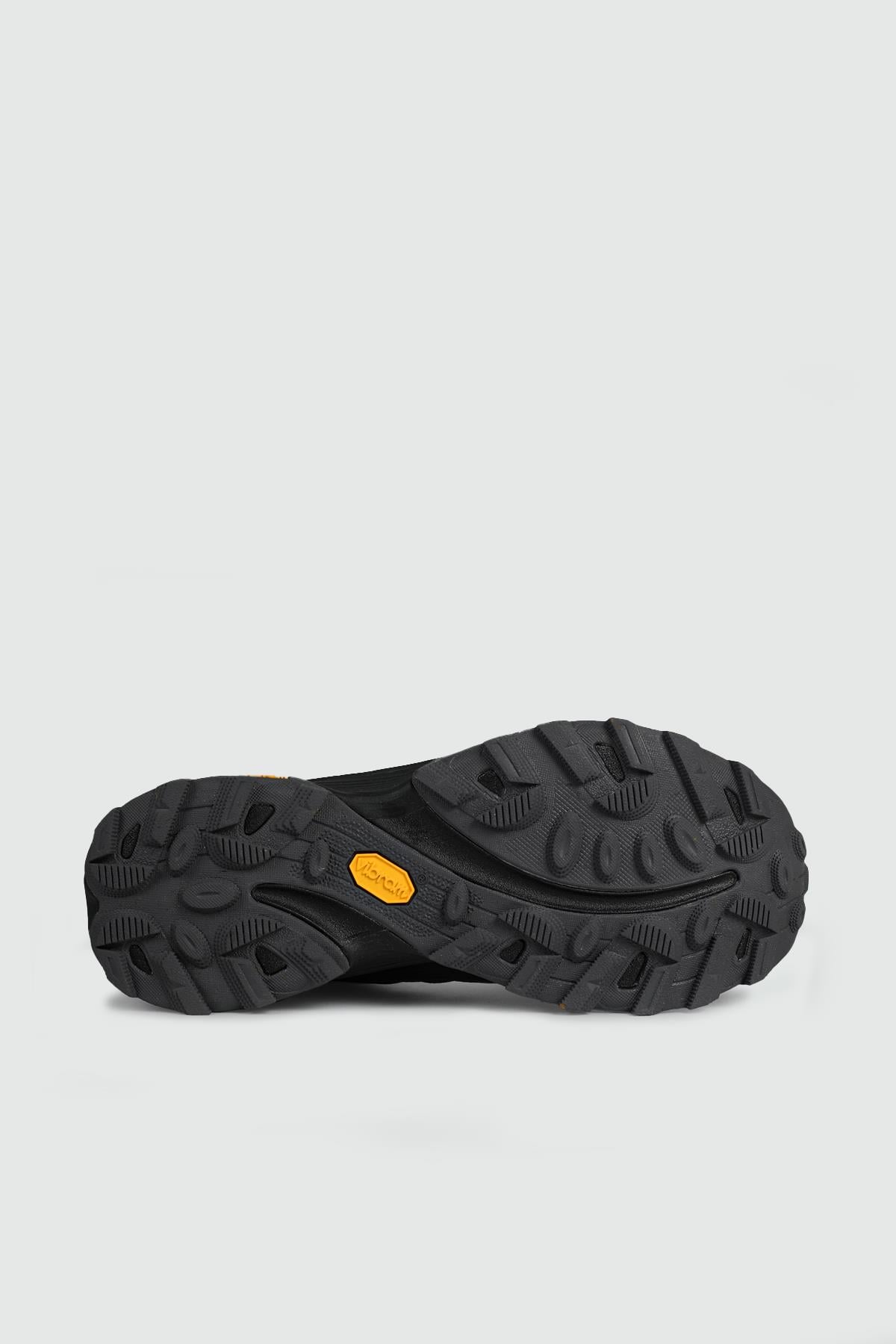 Outdoor Su Geçirmez BLACK/ASPHALT Erkek Spor Ayakkabı J067075 Erkek Günlük Spor Ayakkabı MERRELL J067075
