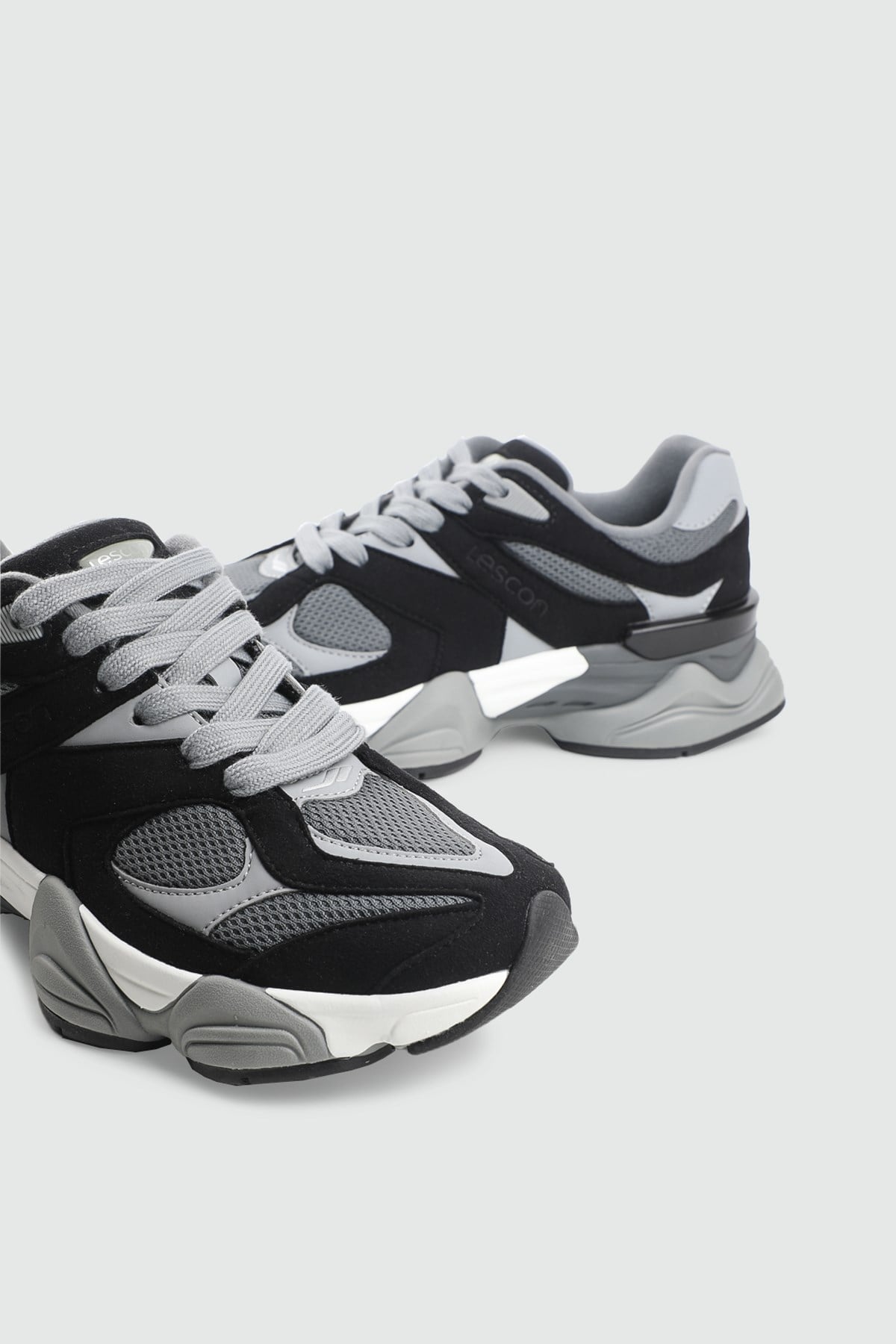 Rahat Bağcıklı Sneaker Füme Kadın Spor Ayakkabı LESCON GHOST 3 Kadın Günlük Spor Ayakkabı Lescon LESCON GHOST 3 EASYSTEP UNİS