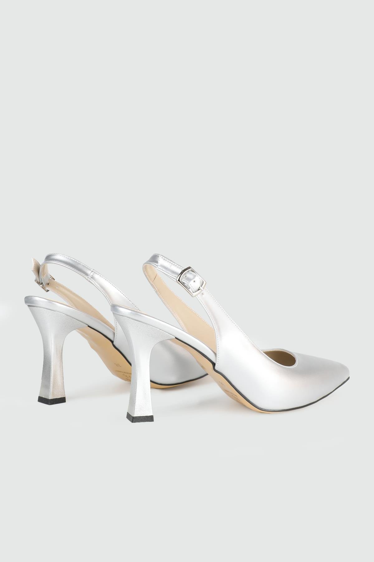 Rahat Taşlı Gümüş Kadın Ayakkabı TM-0521 Kadın Alçak Topuklu MyBella My Bella TM-175 24y