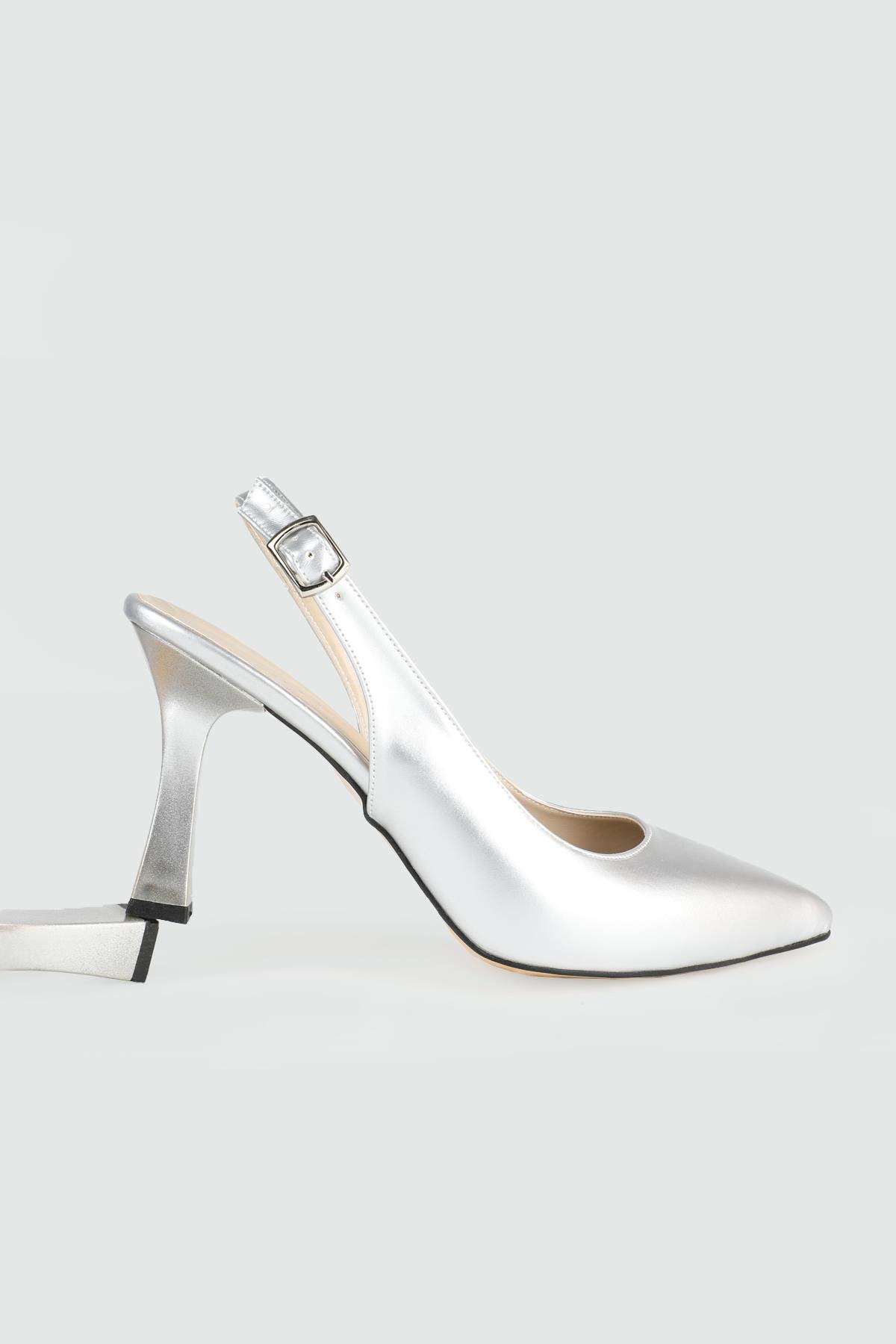 Rahat Taşlı Gümüş Kadın Ayakkabı TM-0521 Kadın Alçak Topuklu MyBella My Bella TM-175 24y