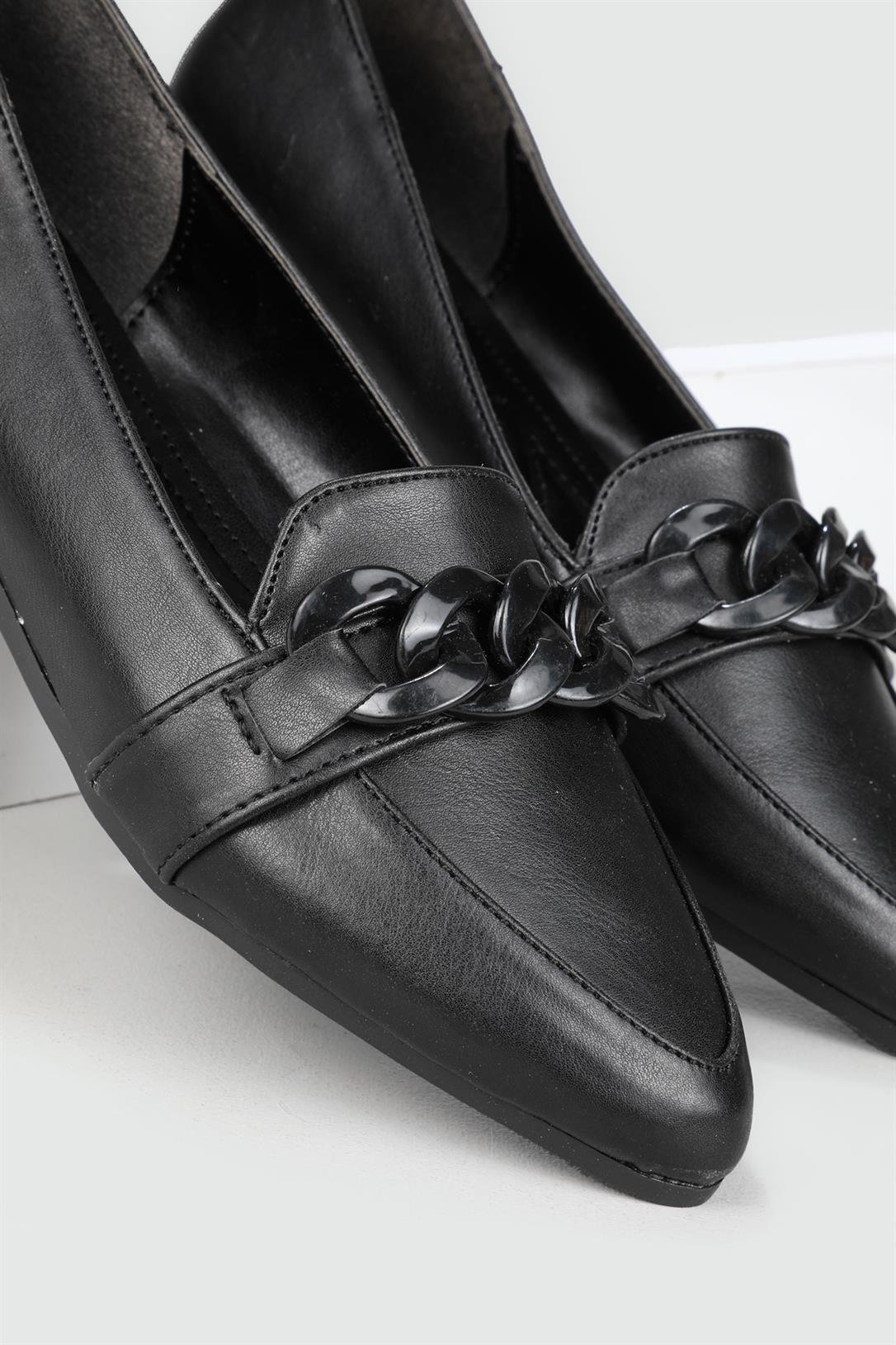 Rahat Zincirli Siyah Kadın Ayakkabı ŞM-028 Kadın Babet Carla Bella My Bella ŞM-028 Zincirli 23Y