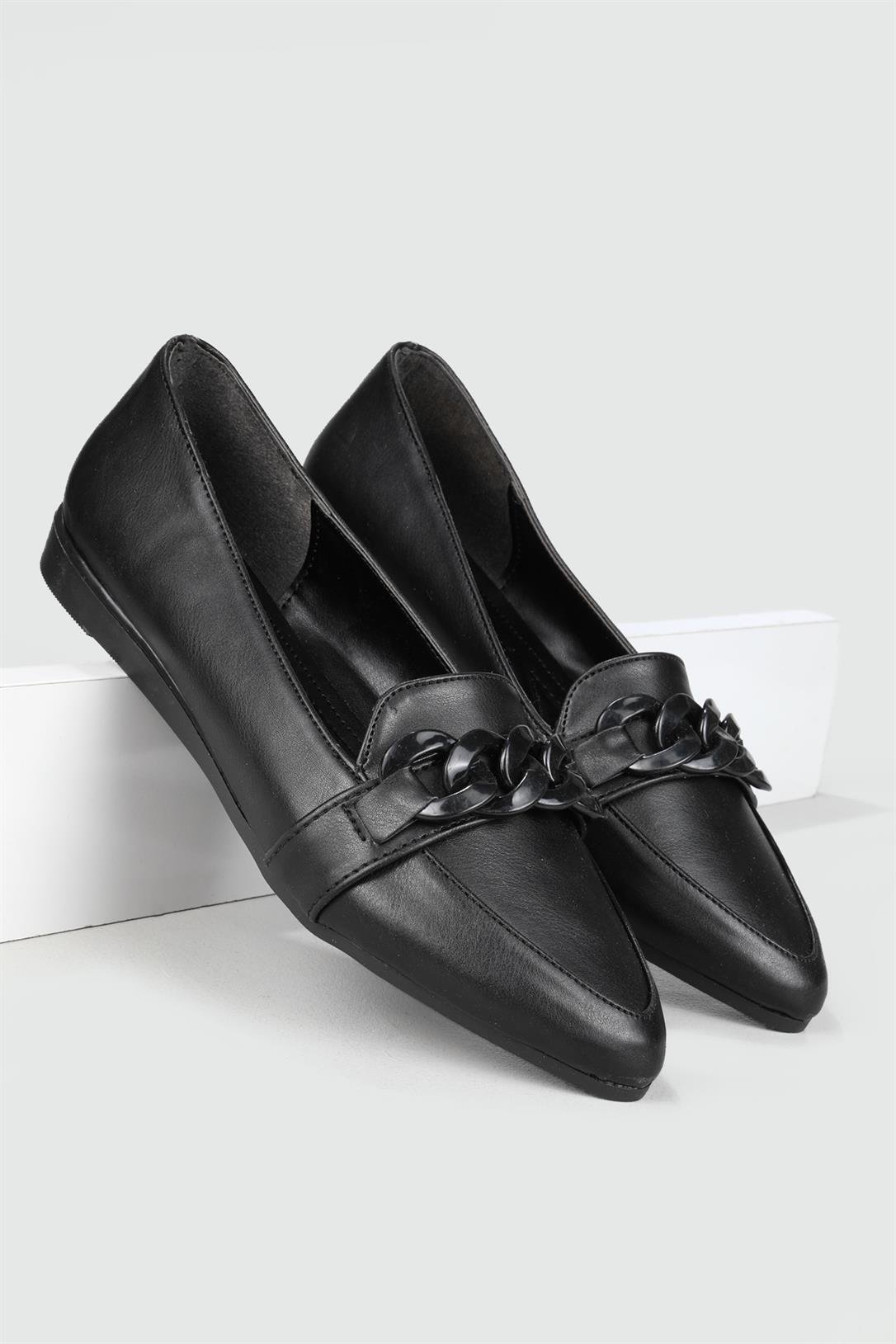 Rahat Zincirli Siyah Kadın Ayakkabı ŞM-028 Kadın Babet Carla Bella My Bella ŞM-028 Zincirli 23Y