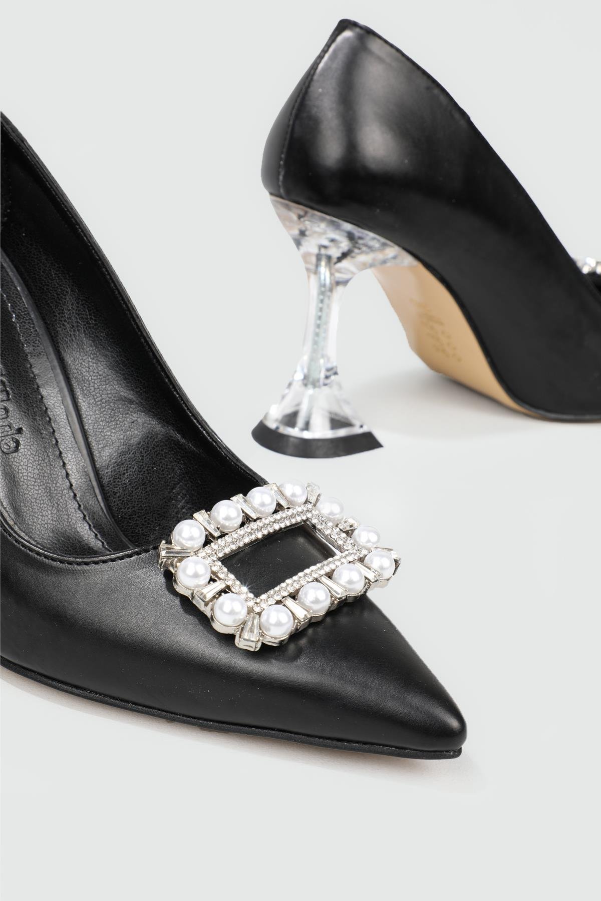 Şeffaf 9 cm Topuklu İnci Tokalı Stiletto Siyah Kadın Ayakkabı EM-502 Kadın Stiletto Carla Bella MY BELLA EM-502 Stiletto 22Y