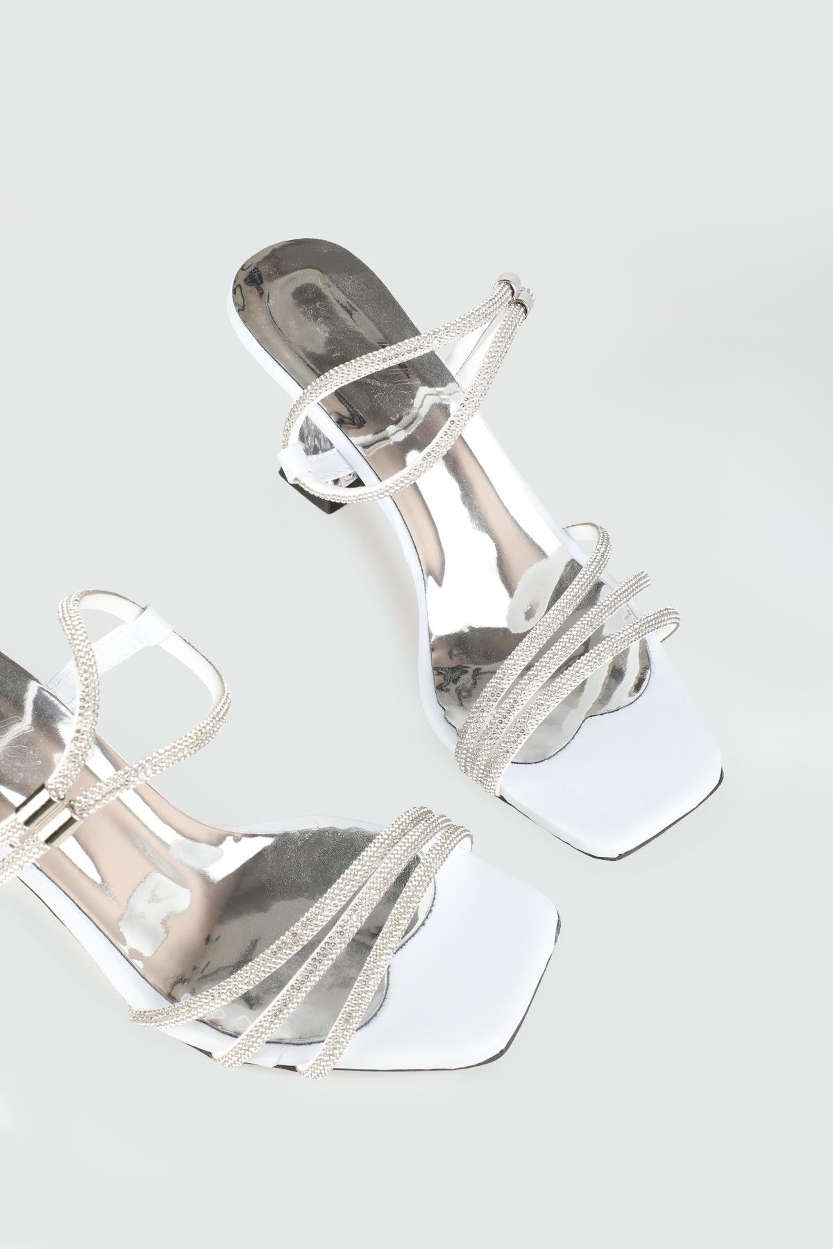 Şeffaf Topuklu Taşlı Beyaz Kadın Ayakkabı MS-SK-02 Kadın Abiye/Gece Carla Bella My Bella MS-SK-02 Kadın 25Y