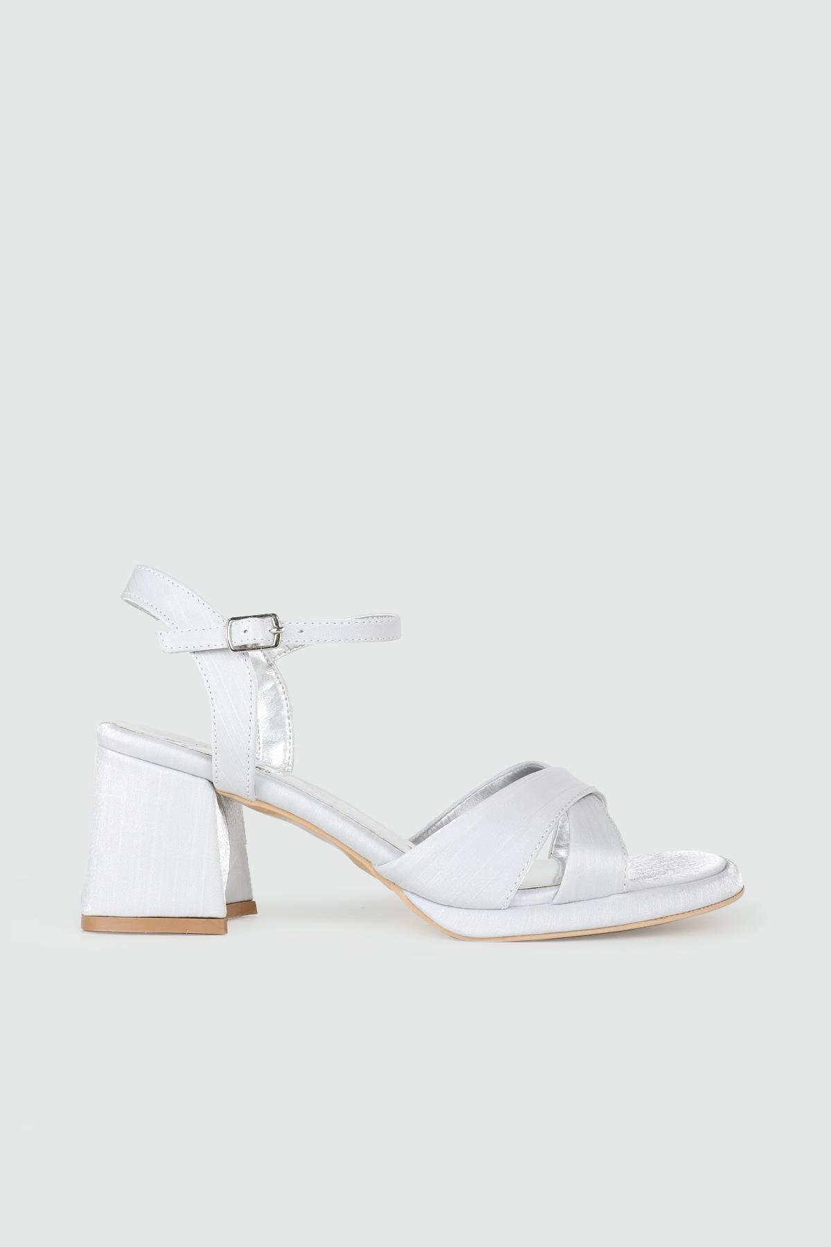 Simli Abiye Gümüş Saten Kadın Ayakkabı ERB-405 Kadın Yüksek Topuklu MyBella My Bella ERB-405 Kadın 25Y