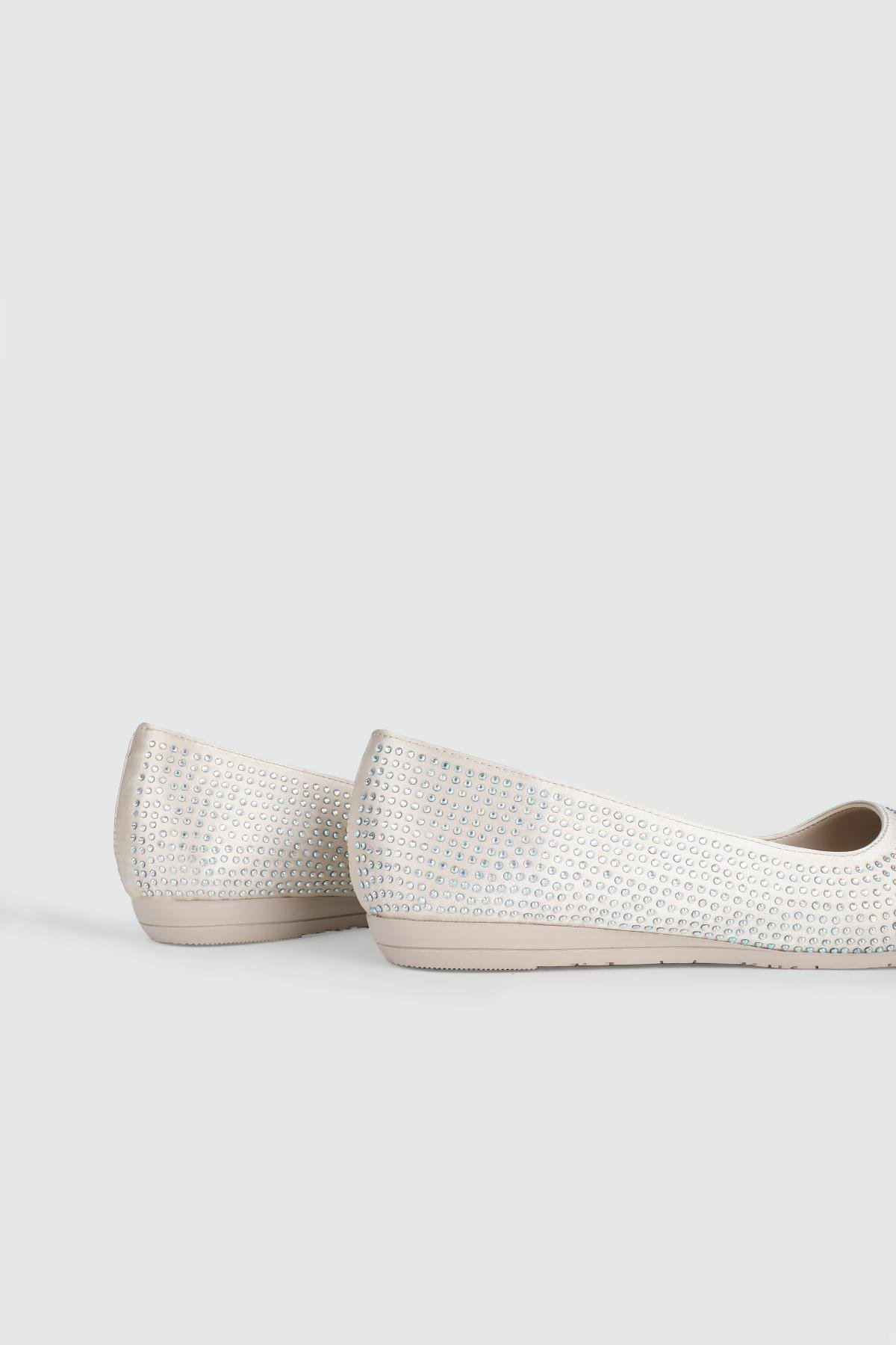 Sivri Burun Arkası Açık Fiyonklu Ten Kadın Ayakkabı ŞM-225 Kadın Babet Carla Bella My Bella ŞM-1060 Kadın 25Y