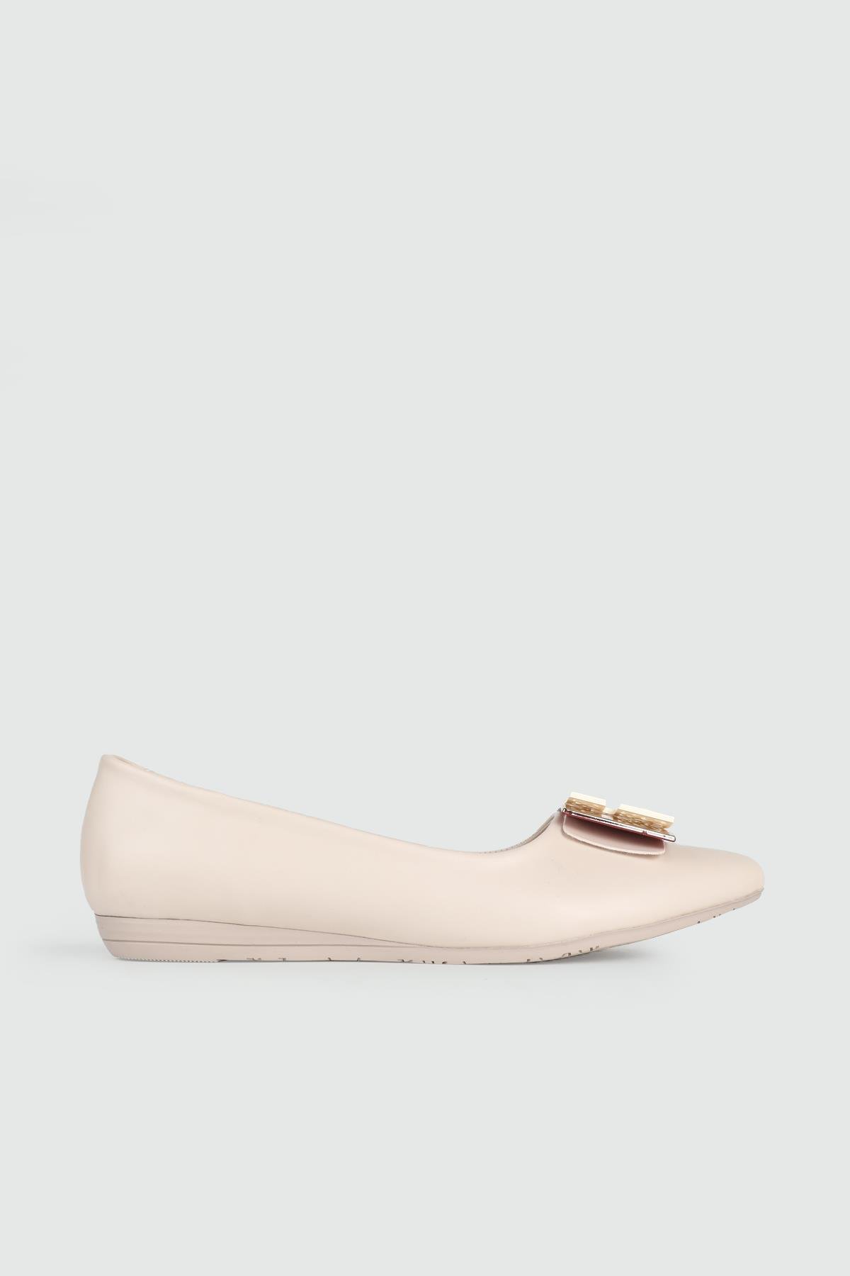 Sivri Burun Arkası Açık Fiyonklu Ten Kadın Ayakkabı ŞM-225 Kadın Babet Carla Bella My Bella ŞM-1032 Kadın 25Y