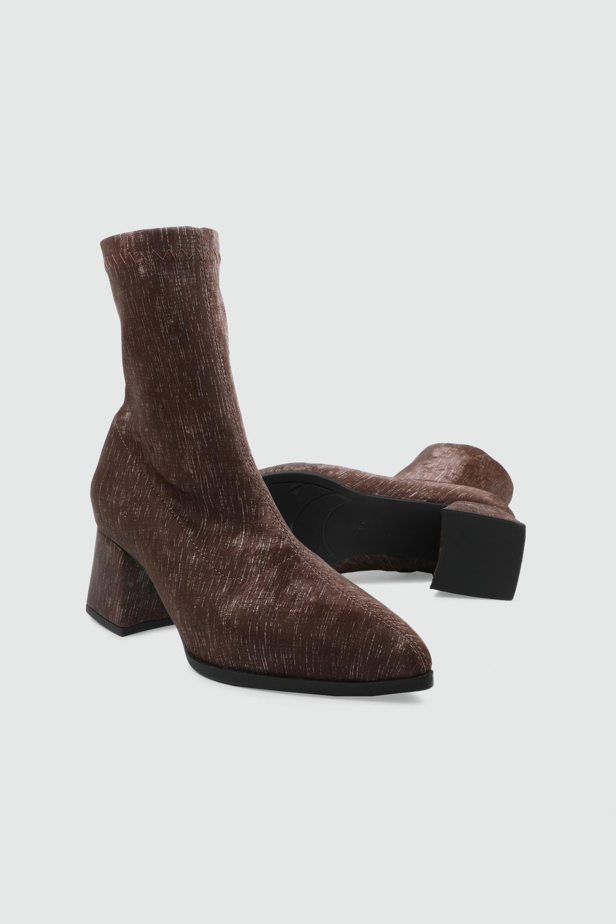 Sivri Burun KT Kadın Bot Kahve Kot Fermuarlı Sivri Burun Kare Topuklu Günlük Bot MY BELLA LPA-201 Kadın Günlük Conford Bot MyBella MY BELLA LPA-201 Kadın 25K