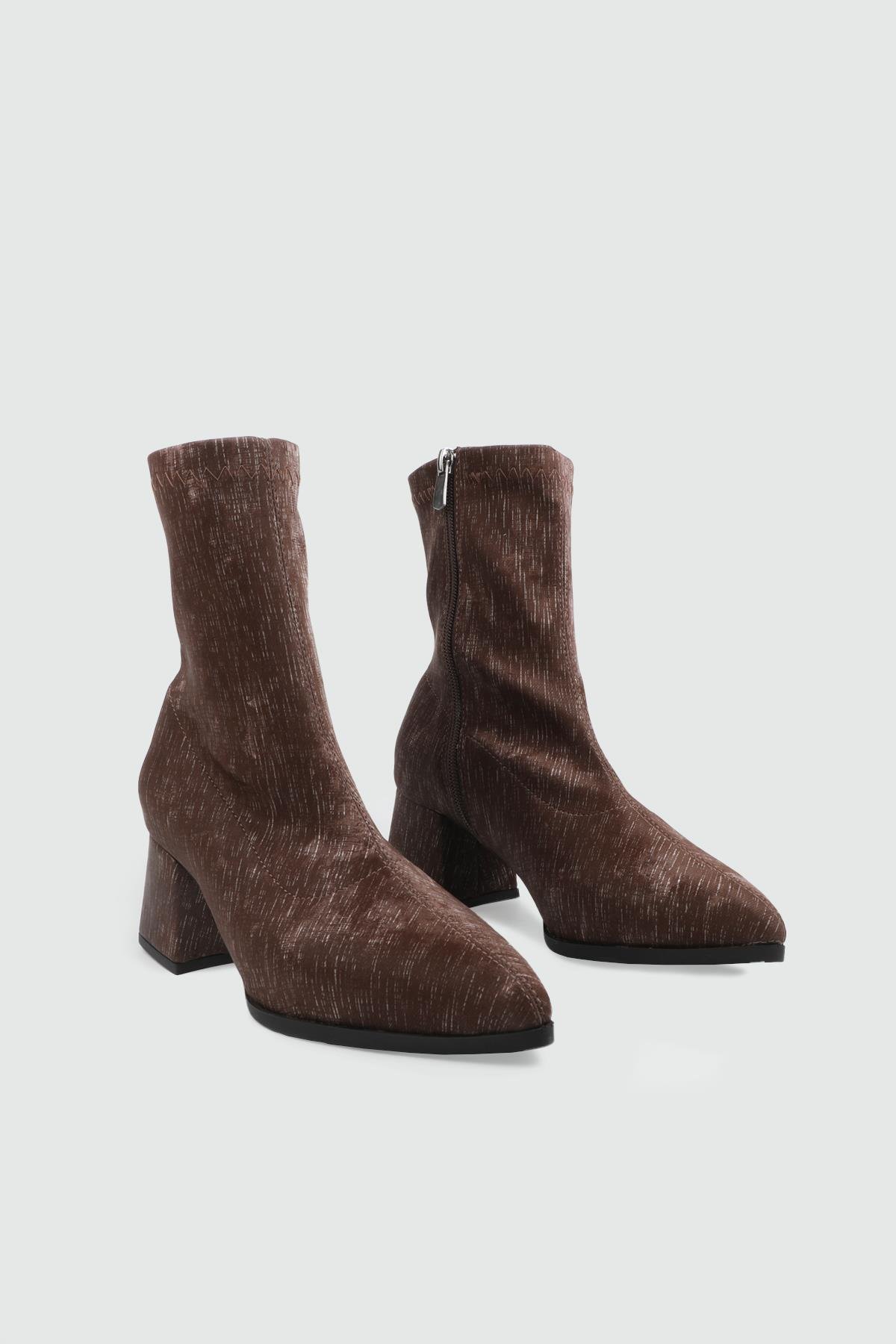 Sivri Burun KT Kadın Bot Kahve Kot Fermuarlı Sivri Burun Kare Topuklu Günlük Bot MY BELLA LPA-201 Kadın Günlük Conford Bot MyBella MY BELLA LPA-201 Kadın 25K