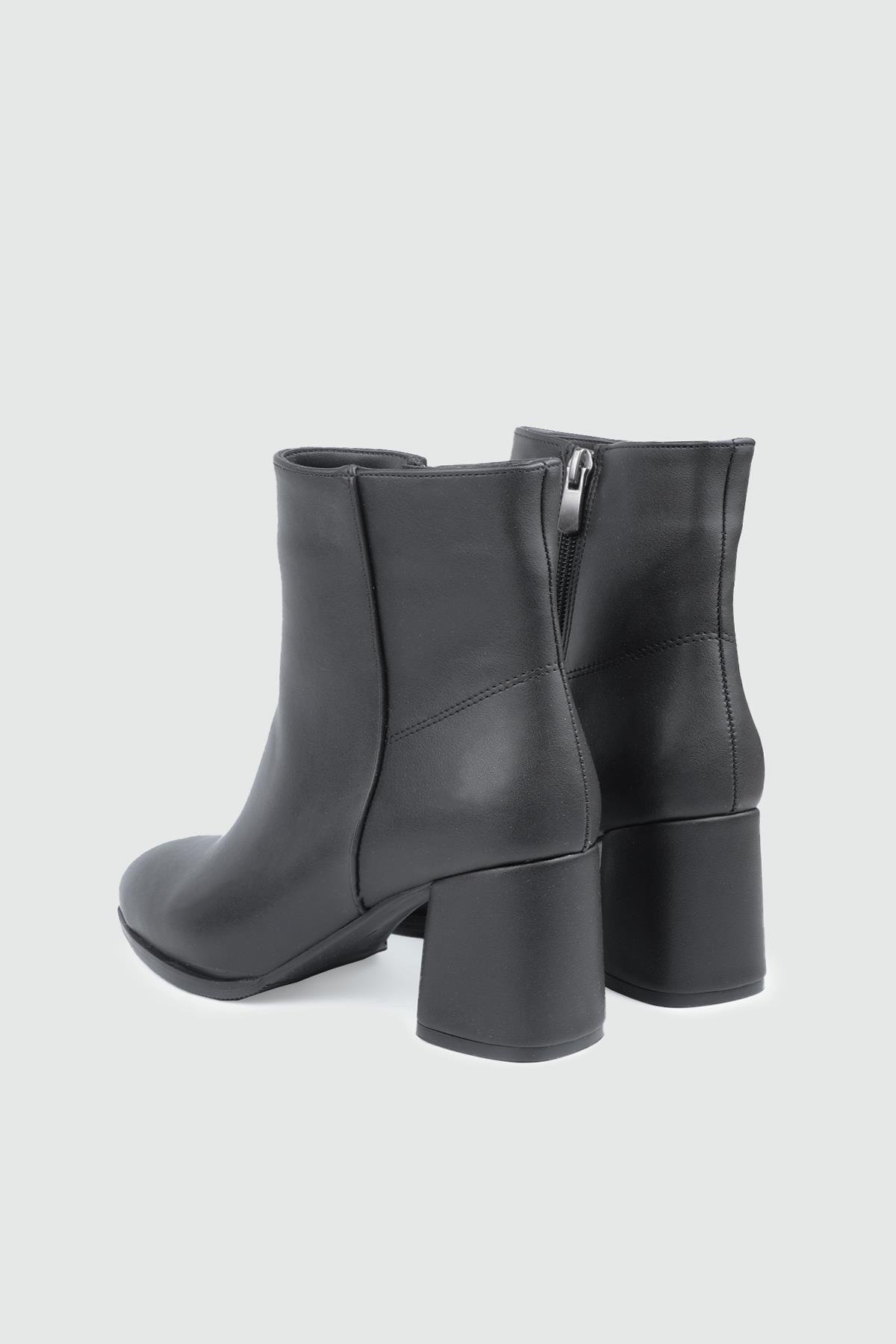 Sivri Burun Renk Detaylı Günlük Siyah Fermuarlı Günlük Kadın Bot RSL-2406 Kadın Klasik Topuklu Bot MyBella My Bella RSL-2406 KADIN 25K