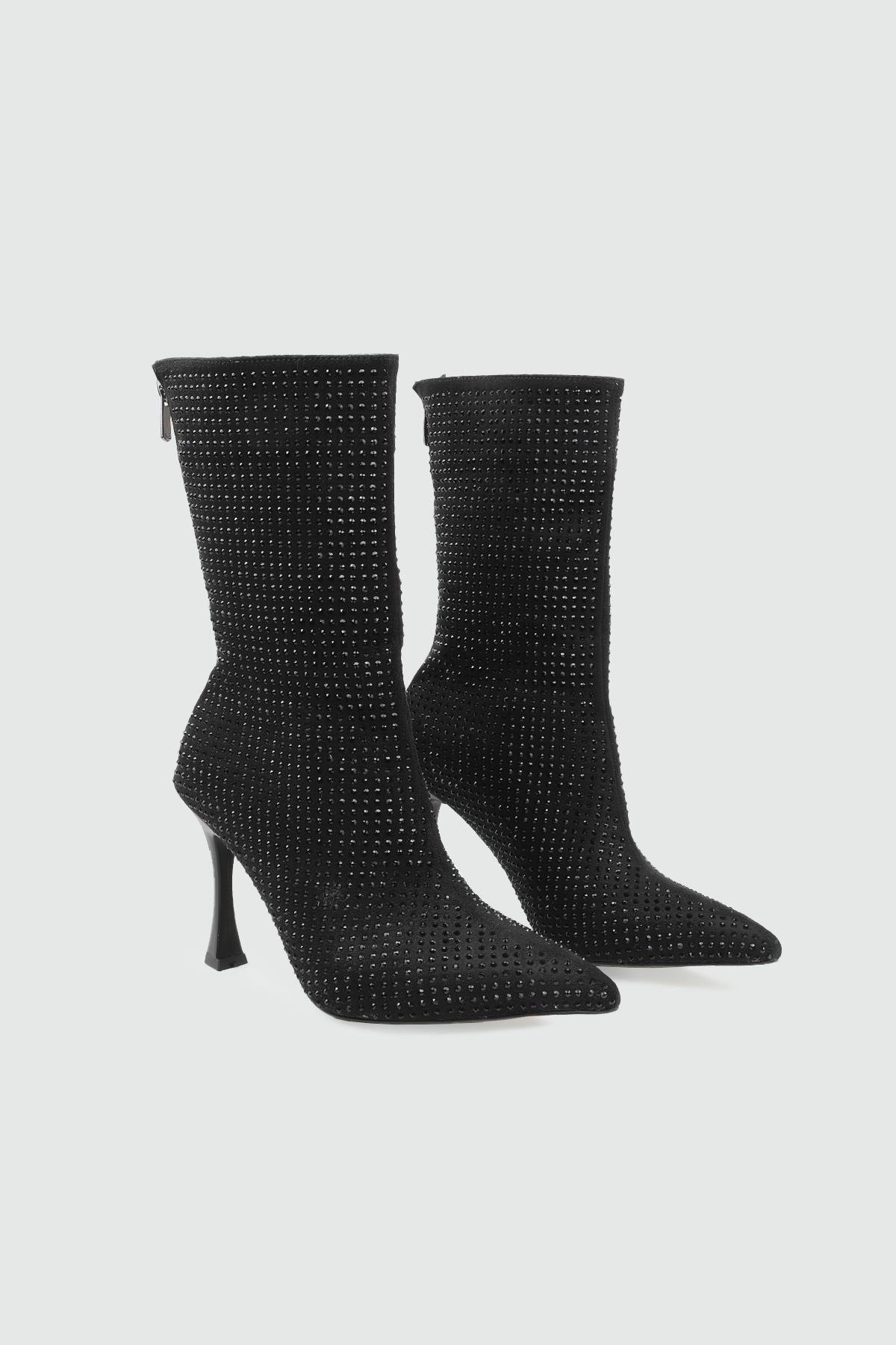 Siyah Beyaz Taşlı Topuklu Bot Siyah Siyah Taşlı Kadın Ayakkabı My Bella YÇ-2018 Kadın Klasik Topuklu Bot MyBella My Bella YÇ-2018 Kadın 25K