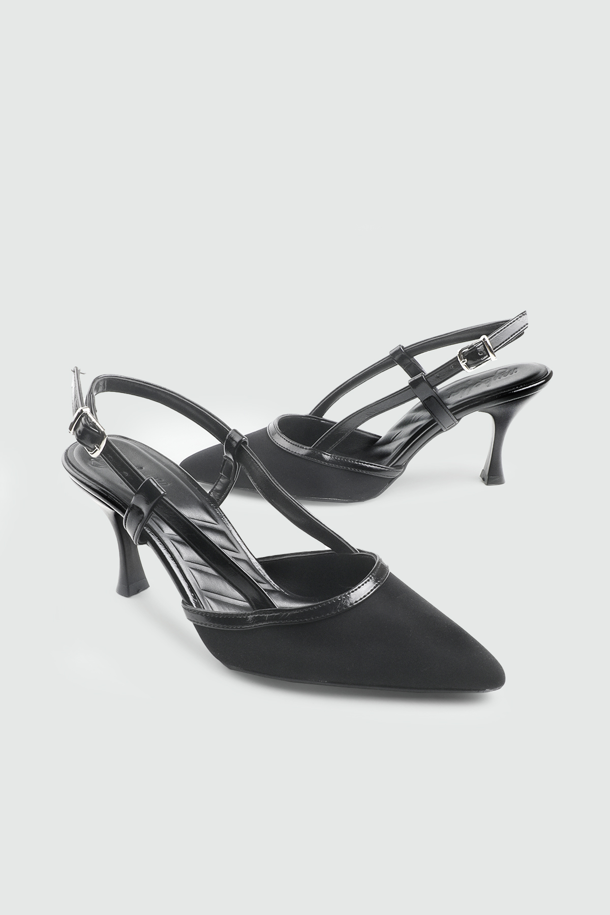 Tek Bant Taşlı Blekten Tokalı Siyah Zara Çocuk Ayakkabı E-300 Çocuk Günlük Ayakkabı ELMONTA My Bella ELT-230 26Y