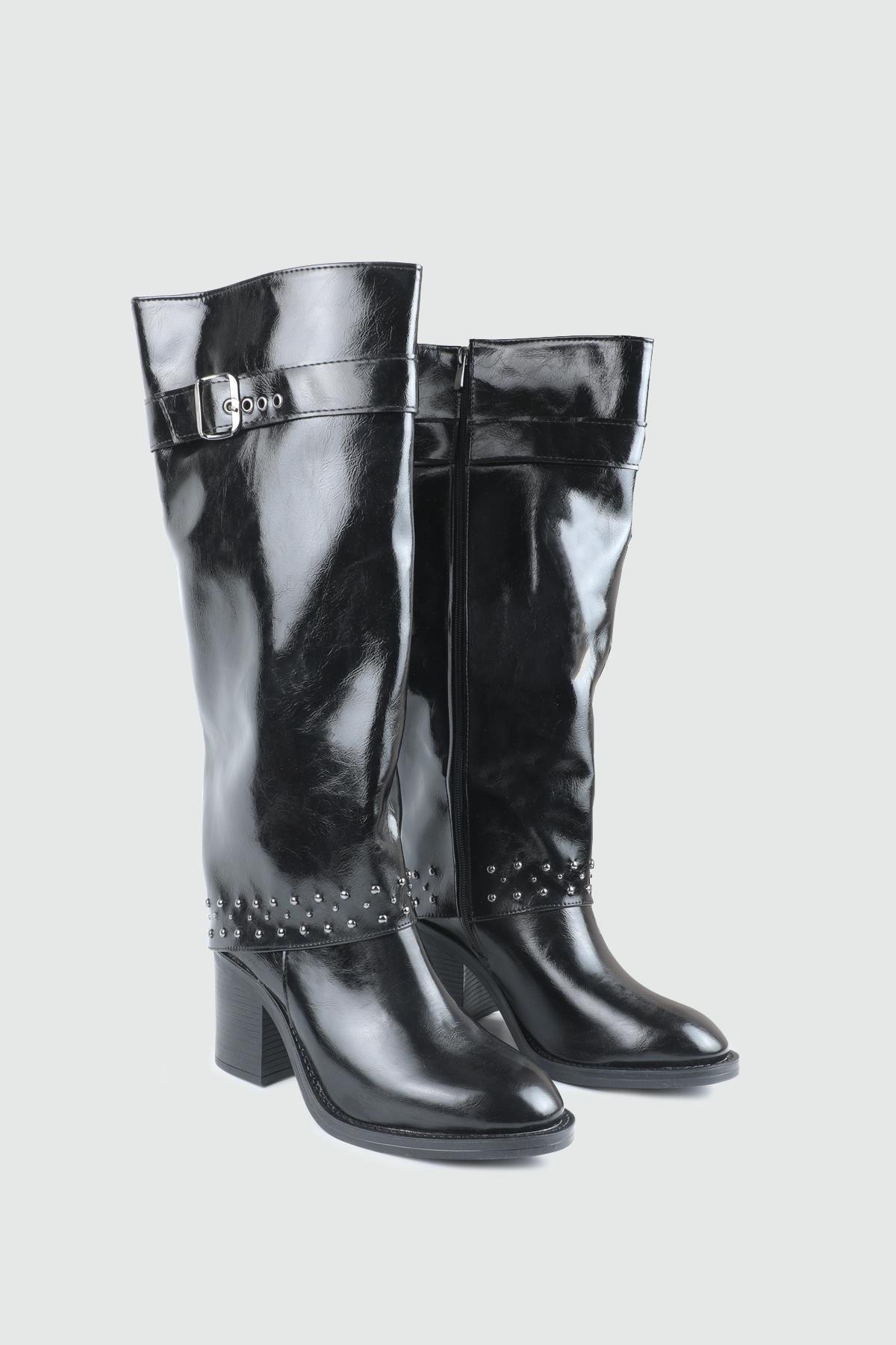 Troklu Fermuarlı Uzun Siyah Kırışık Rugan Kemer Detaylı Kadın Çizme My Bella GK-801 Kadın Çizme MY BELLA My Bella GK-801 Kadın 25K